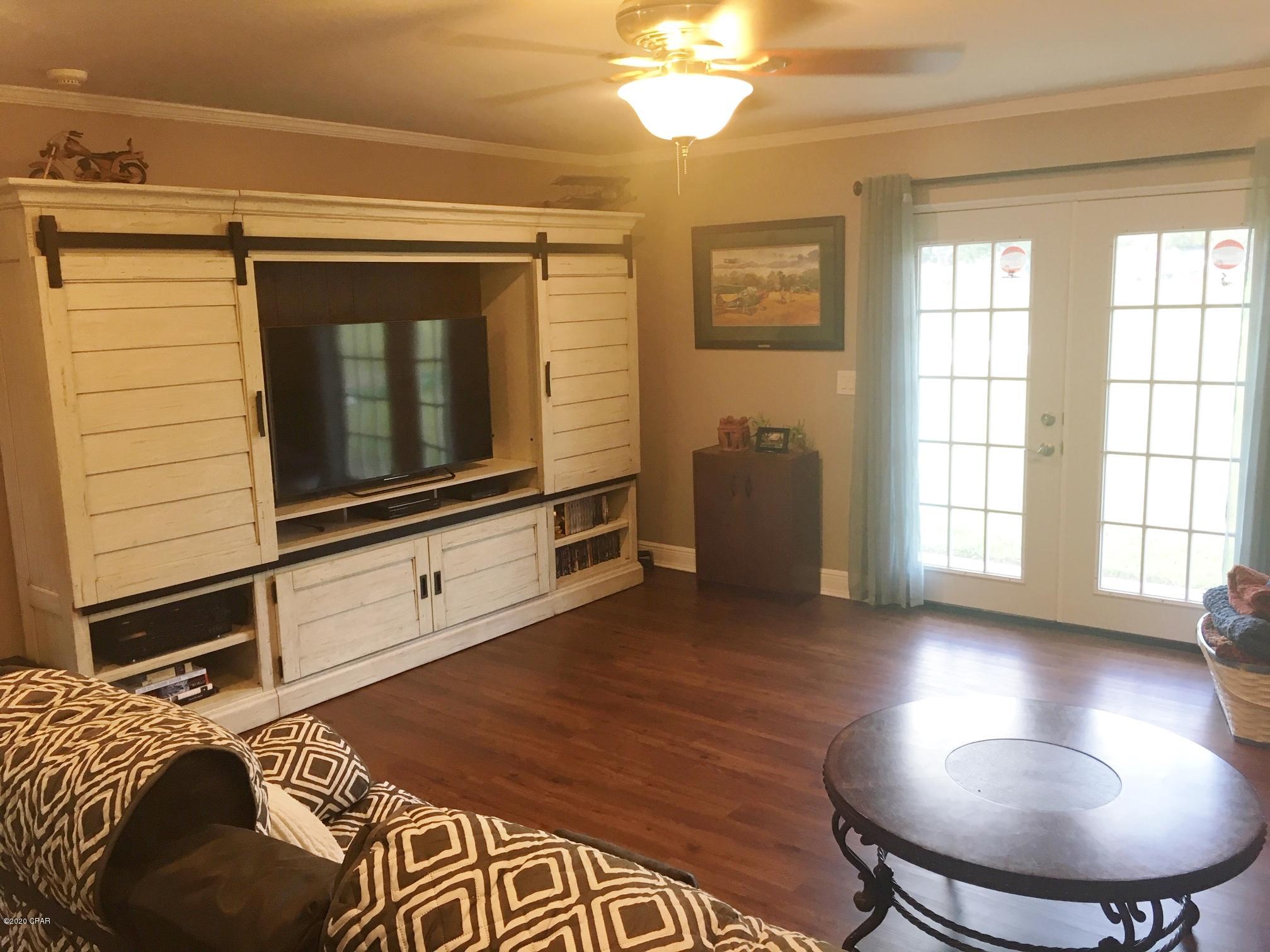 North Oaks - Residential