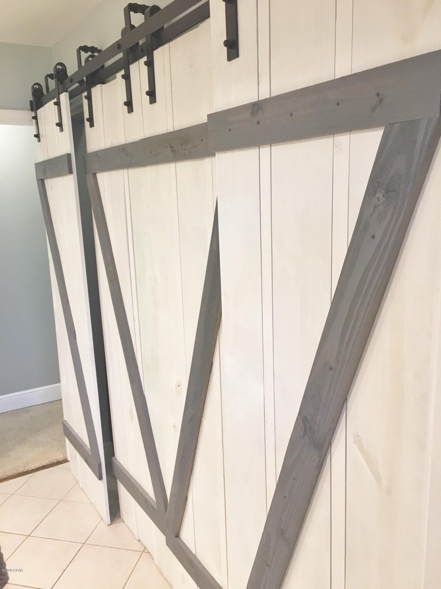 North Oaks - Residential