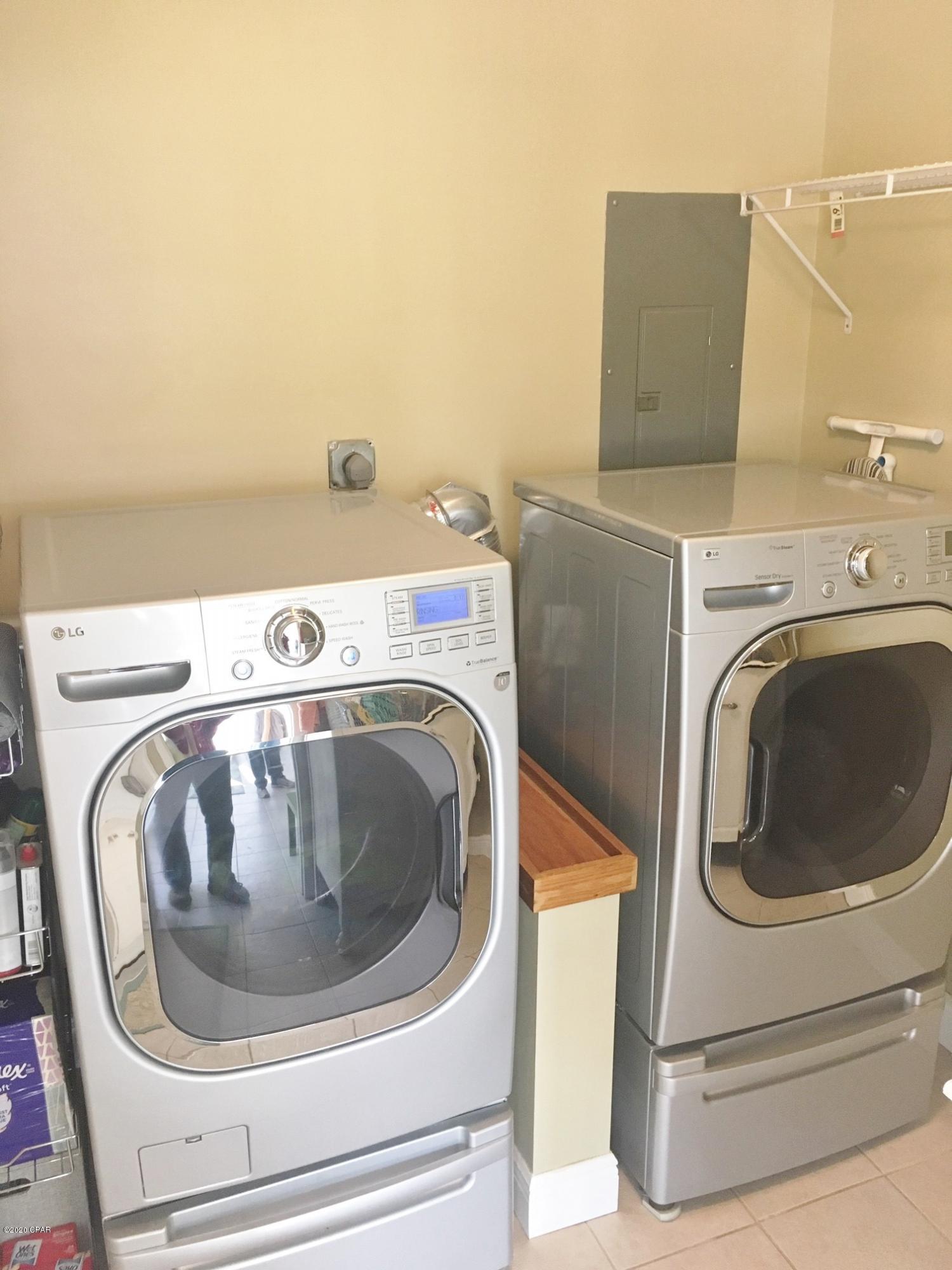 North Oaks - Residential