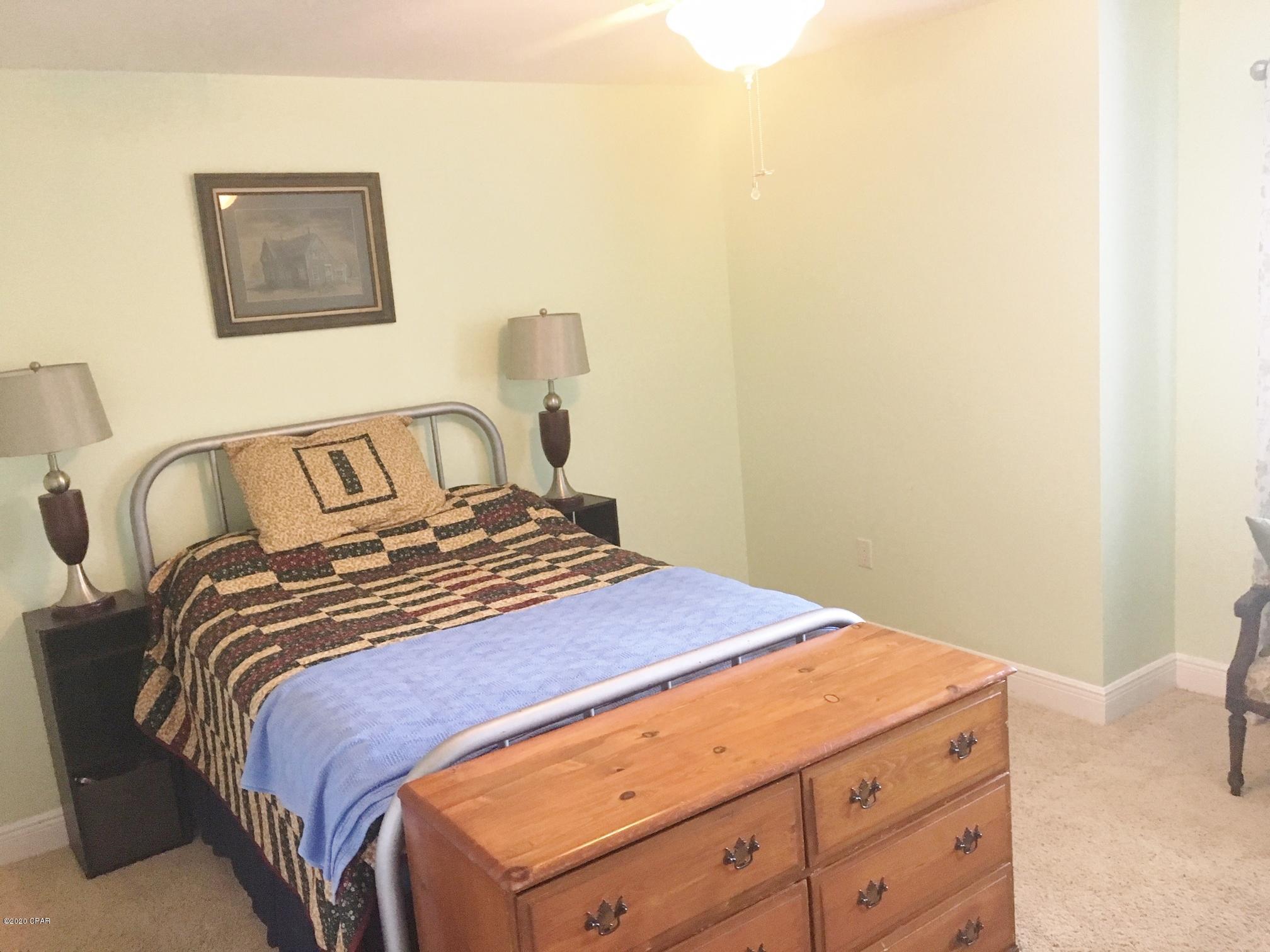 North Oaks - Residential