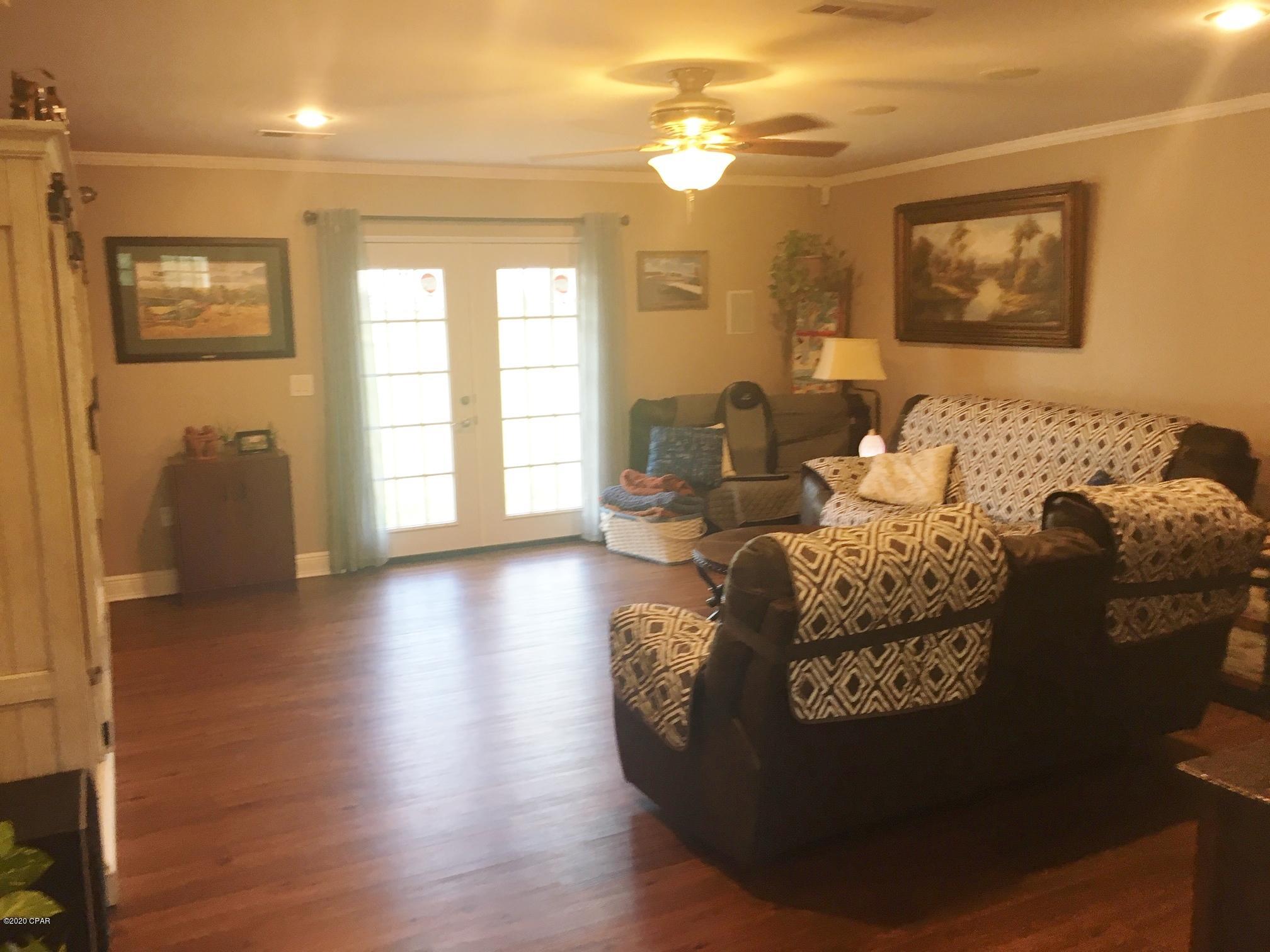 North Oaks - Residential