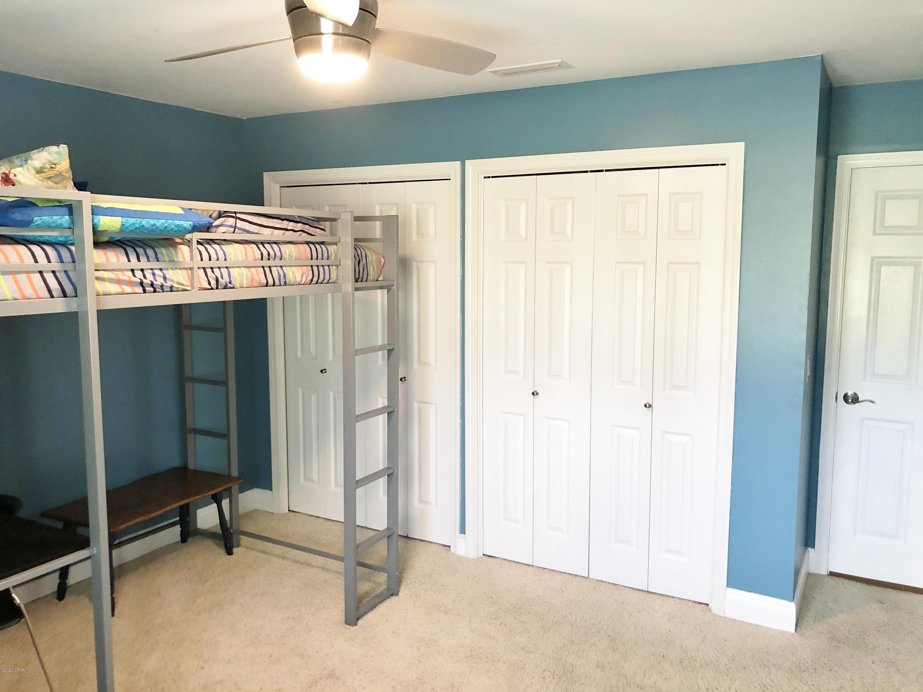 North Oaks - Residential