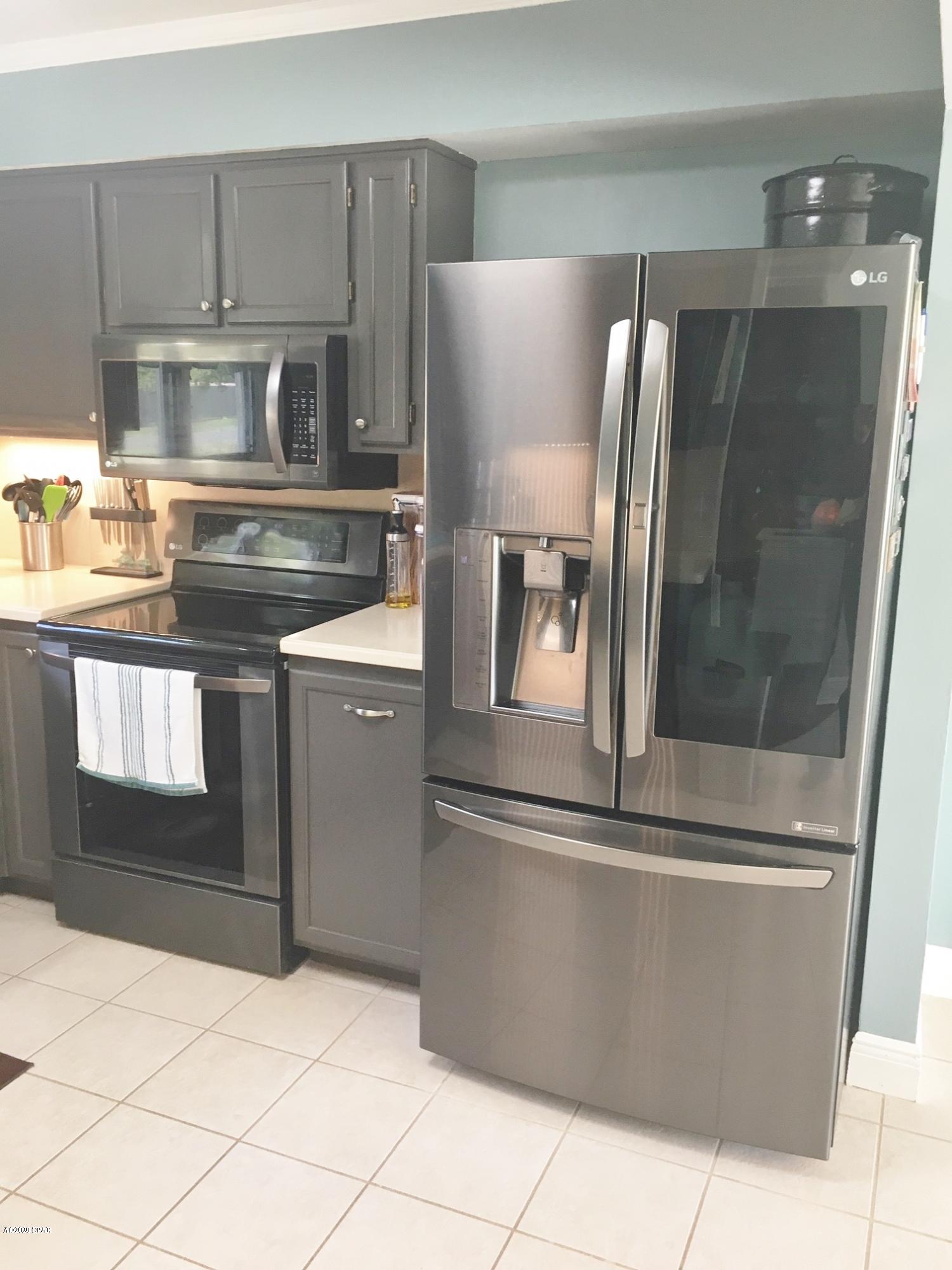 North Oaks - Residential