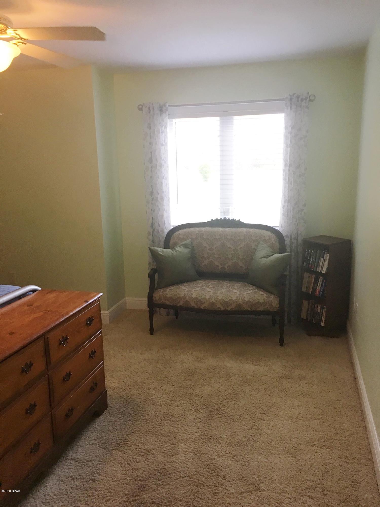 North Oaks - Residential