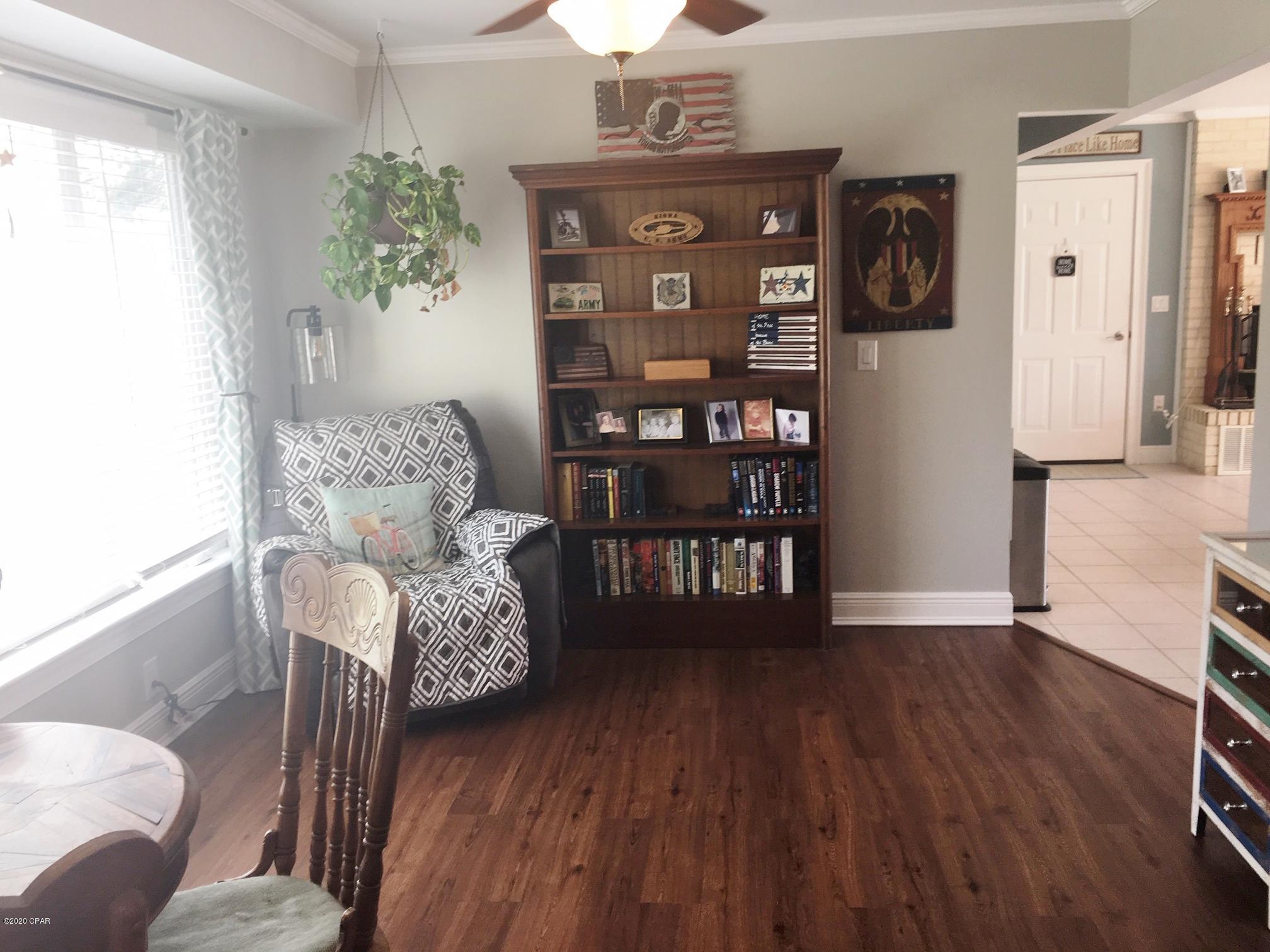 North Oaks - Residential