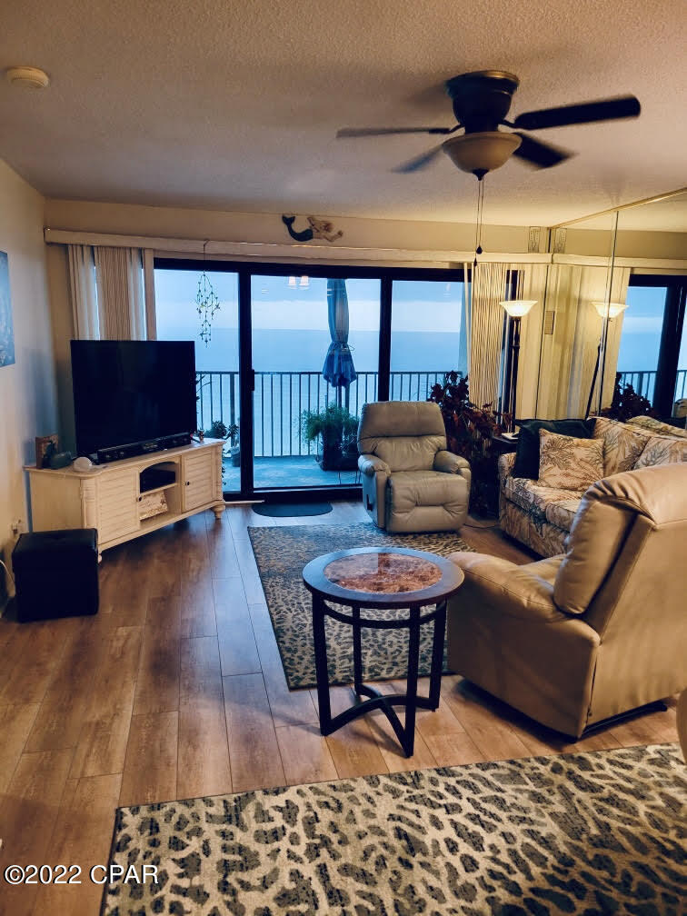 The Commodore - Residential