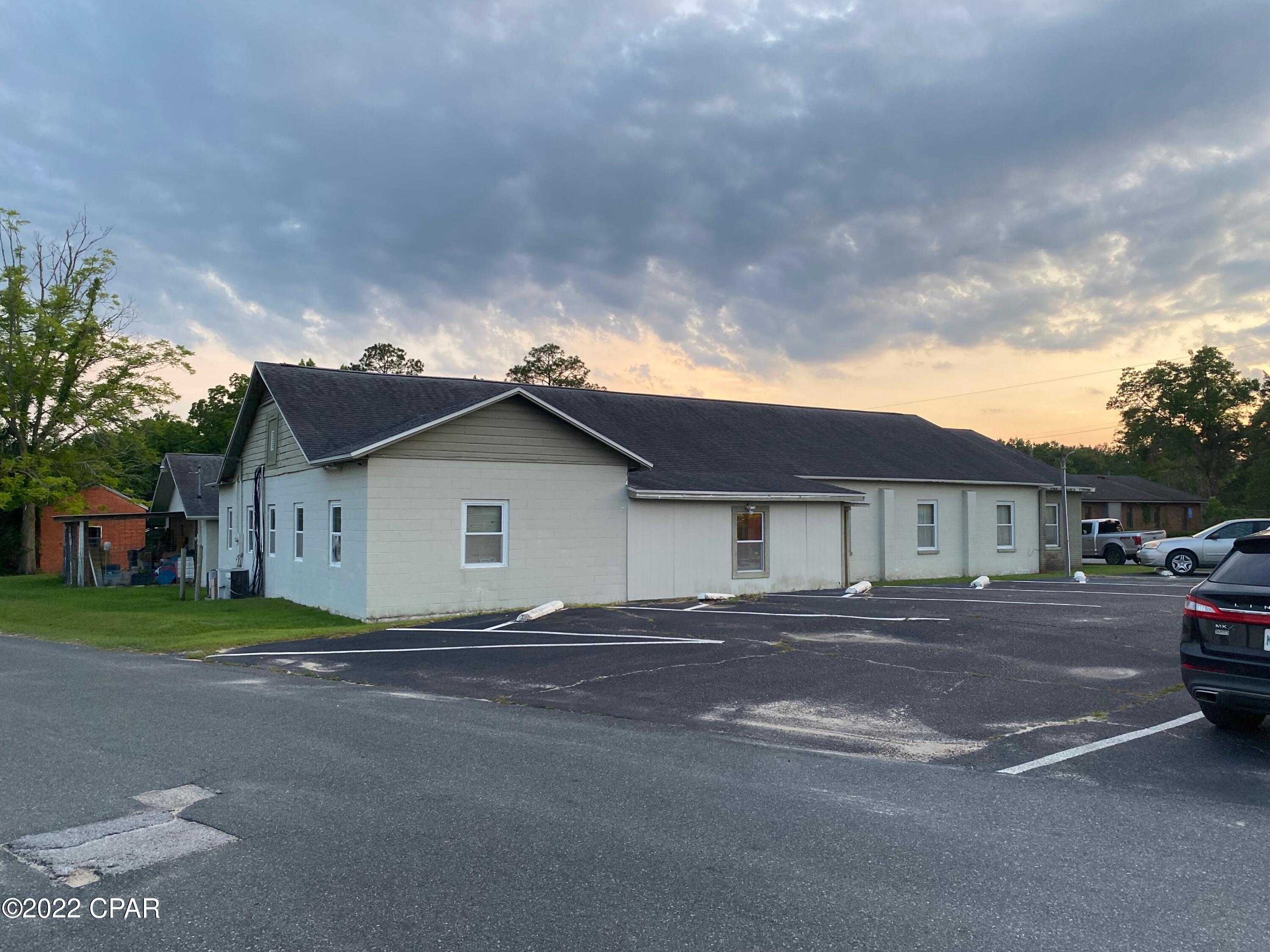 [No Recorded Subdiv] - Commercial Sale