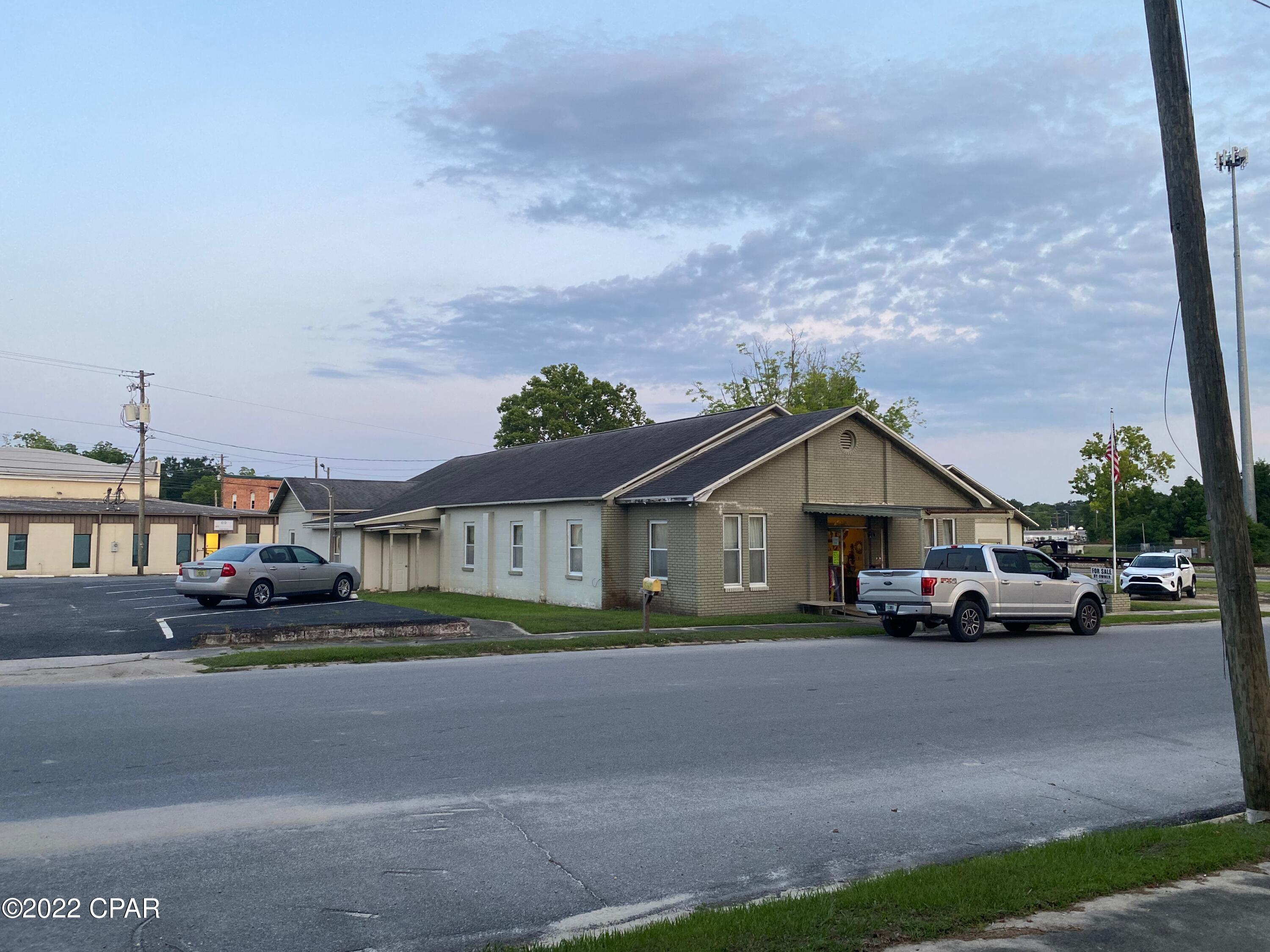 [No Recorded Subdiv] - Commercial Sale