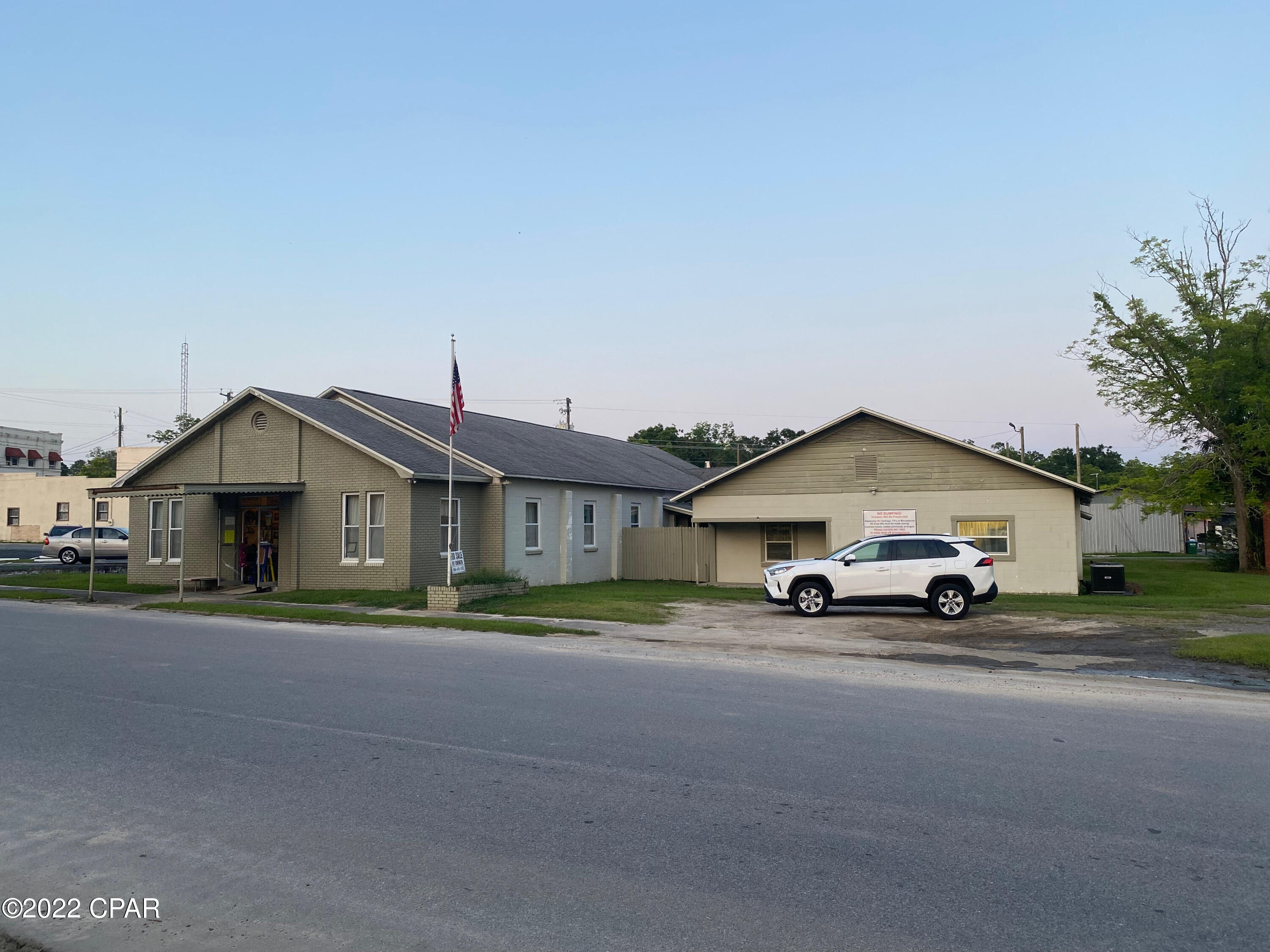 [No Recorded Subdiv] - Commercial Sale