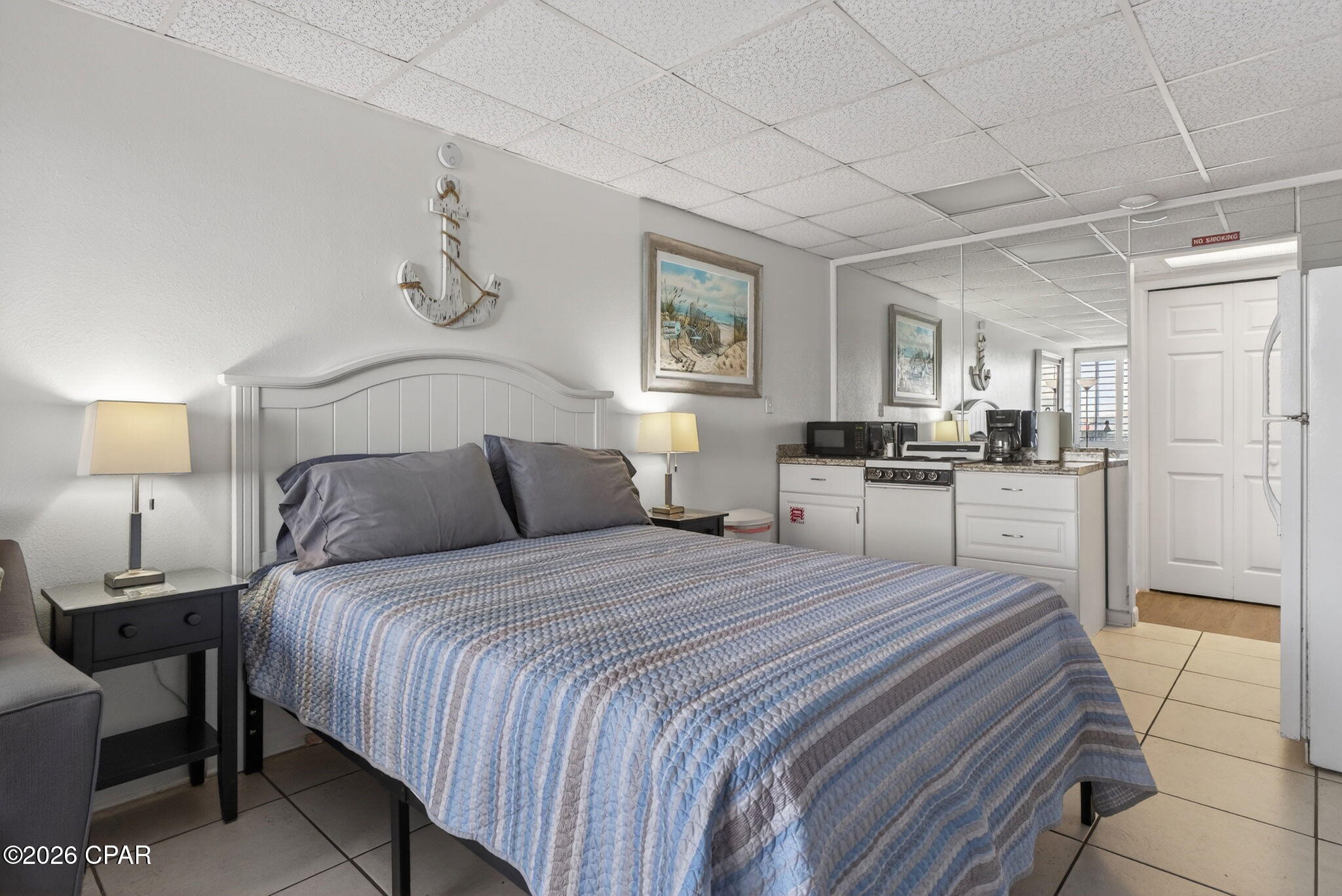 Fontainebleau Terrace - Residential