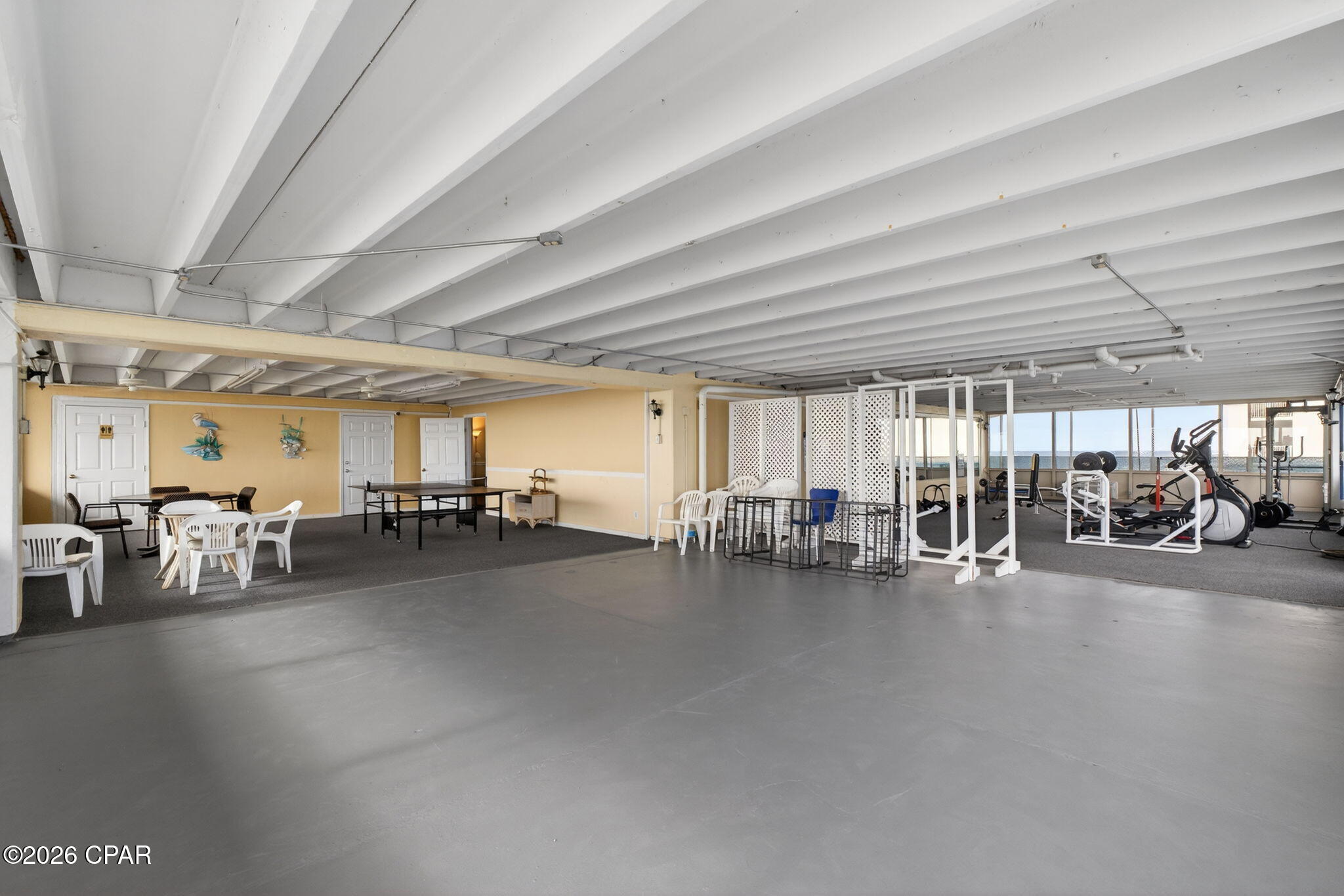 Fontainebleau Terrace - Residential