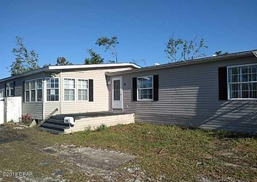 *Multiple Offers, highest and best due 6.4.19 by 5pm* 'Due to the condition, the property may have health/safety risk(s).  Prior to entry / access all parties must sign a Hold Harmless Agreement and the property may only be shown by appointment. Home is in need of major repairs and renovation. Features 4 bedrooms 2 baths on 0.49 acre in the city of Parker. Home sold as-is.'. Property must be listed in MLS for minimum 48 hours before offers can be submitted. In the event of multiple offers highest and best will be called for within 24 hours. 'This property may qualify for Seller Financing (Vendee).''Due to the condition, the property may have health/safety risk(s). Prior to entry / access, all parties must sign a Hold Harmless Agreement and the property may only be shown by appointment