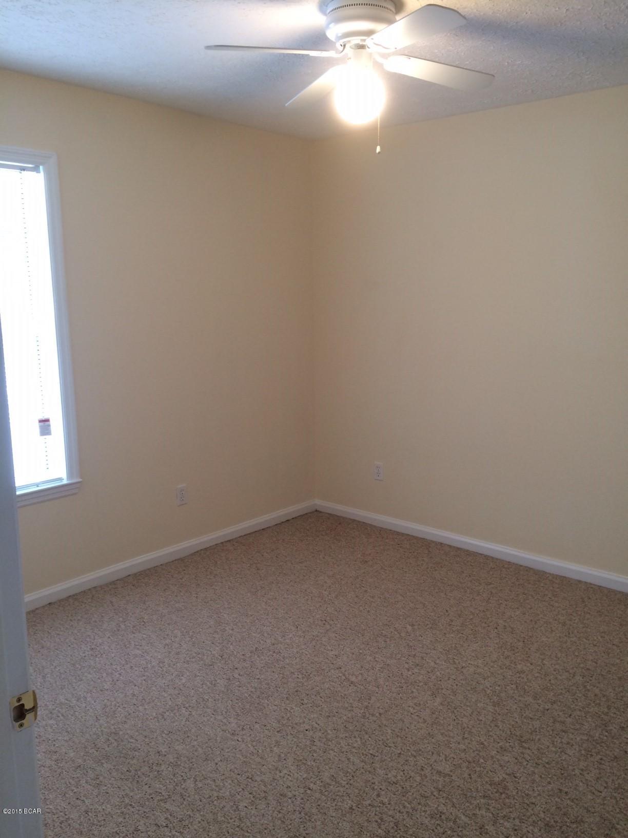 Houston Pines - Residential Lease