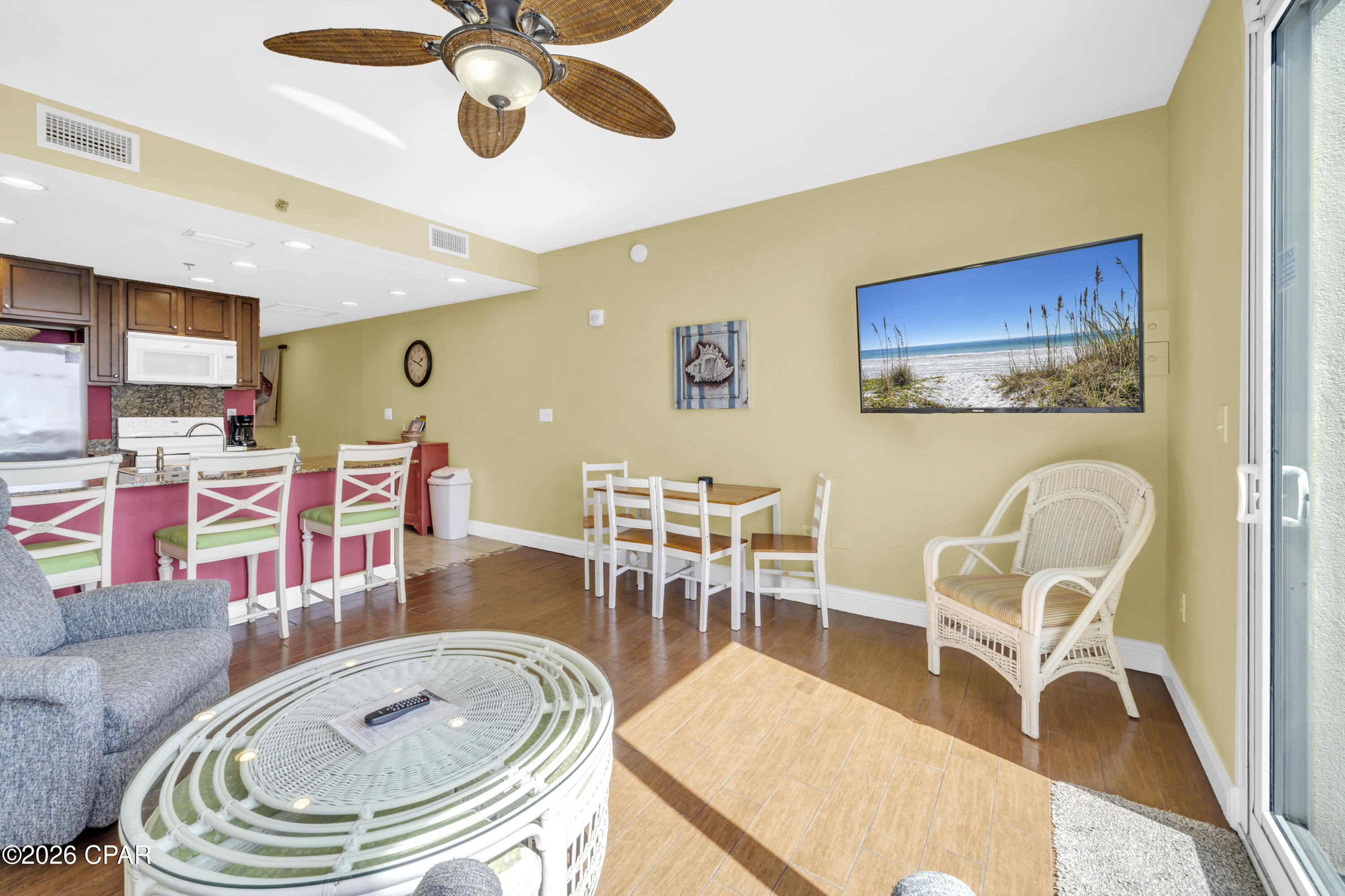 Sterling Breeze - Residential