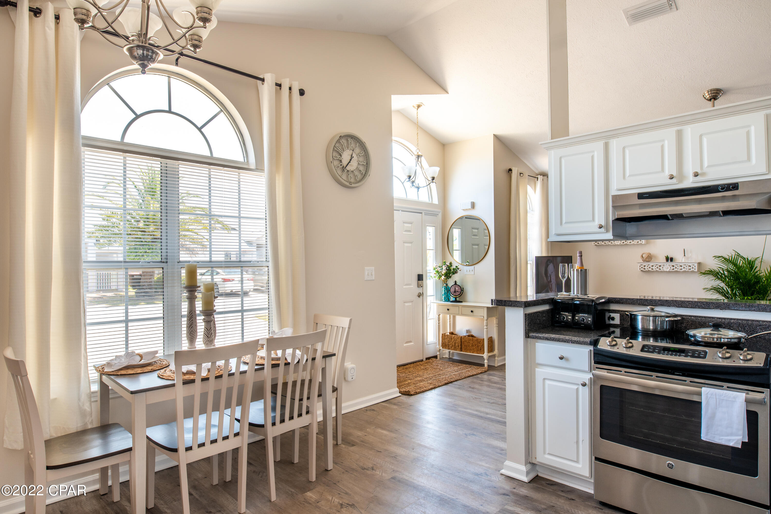 Palm Cove - Residential Lease