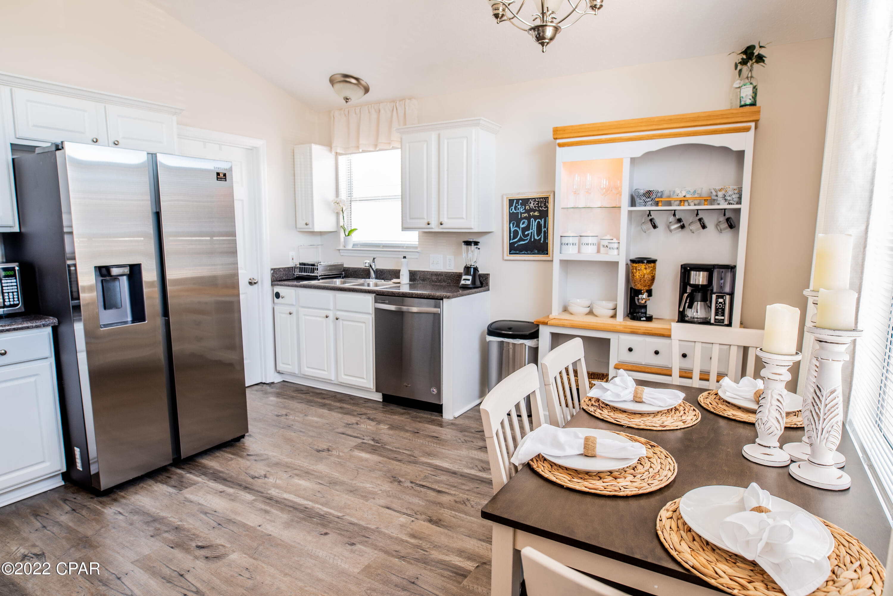 Palm Cove - Residential Lease