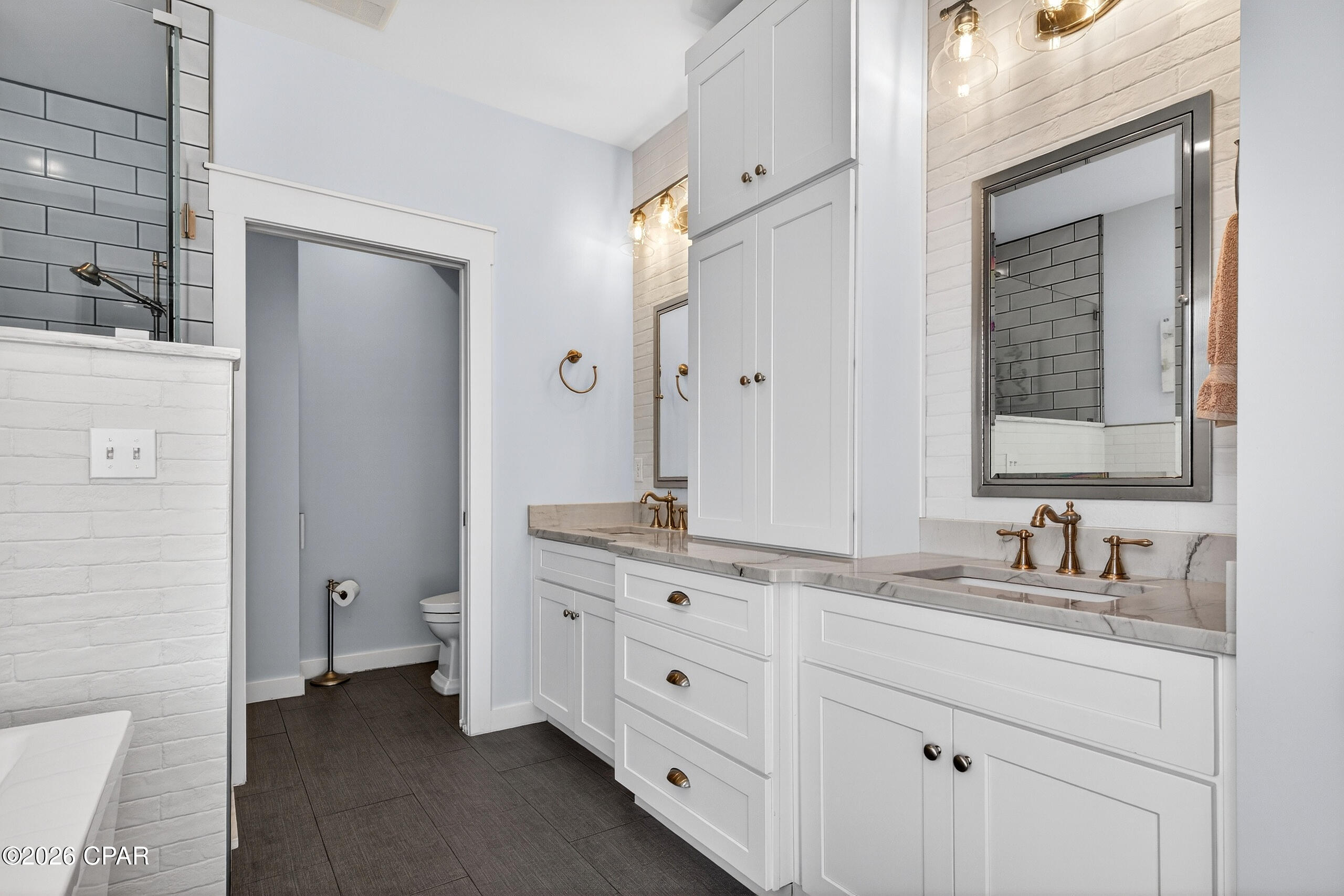 Rivercamps On Crooked Creek - Residential