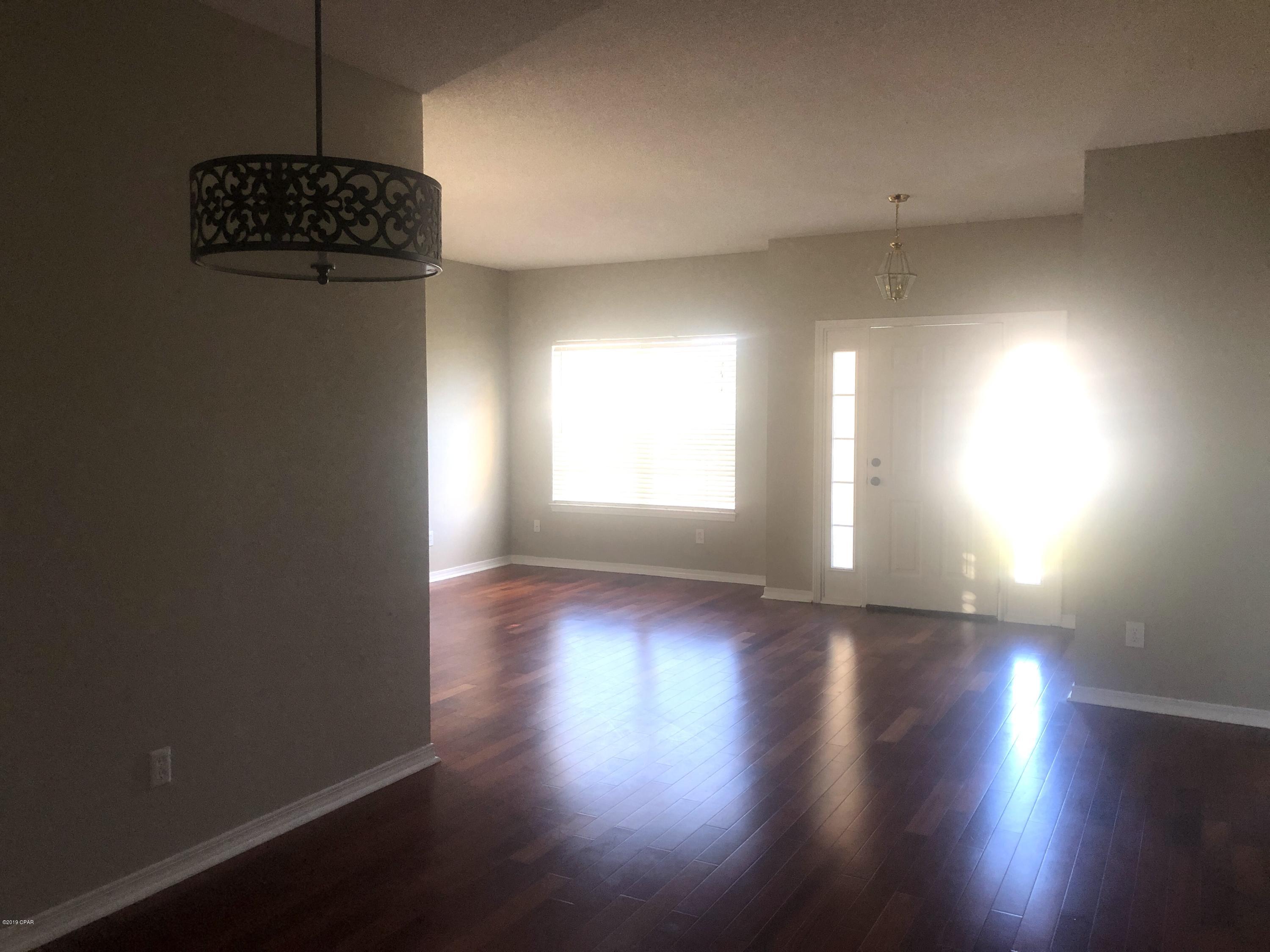 Hammocks - Residential Lease
