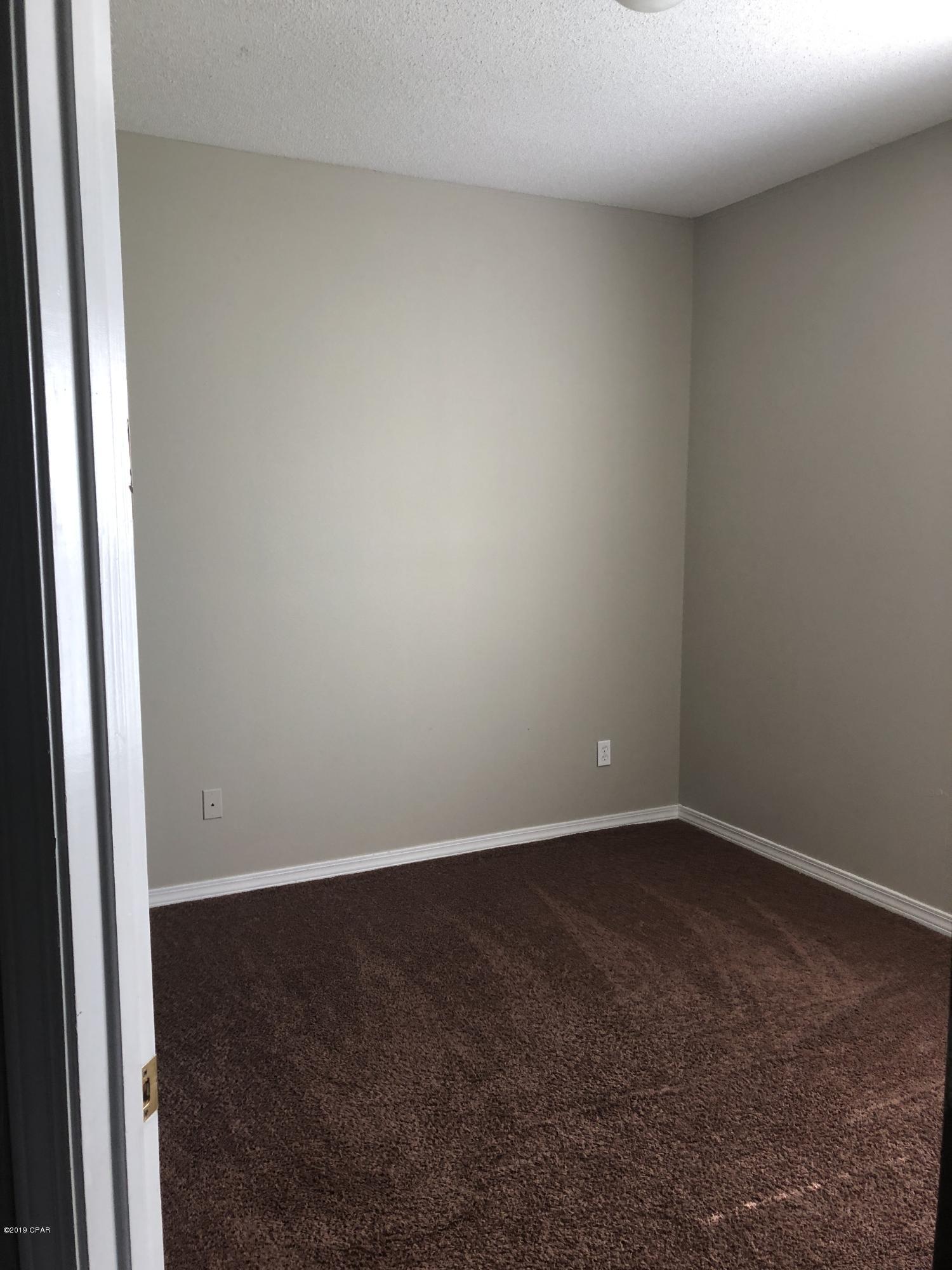 Hammocks - Residential Lease