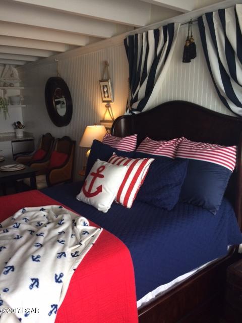 Fontainebleau Terrace - Residential