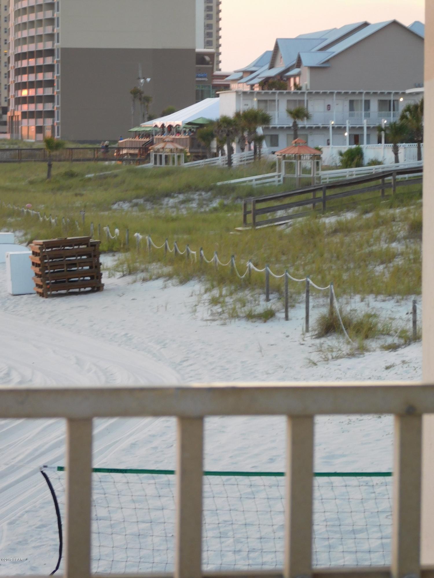 Fontainebleau Terrace - Residential