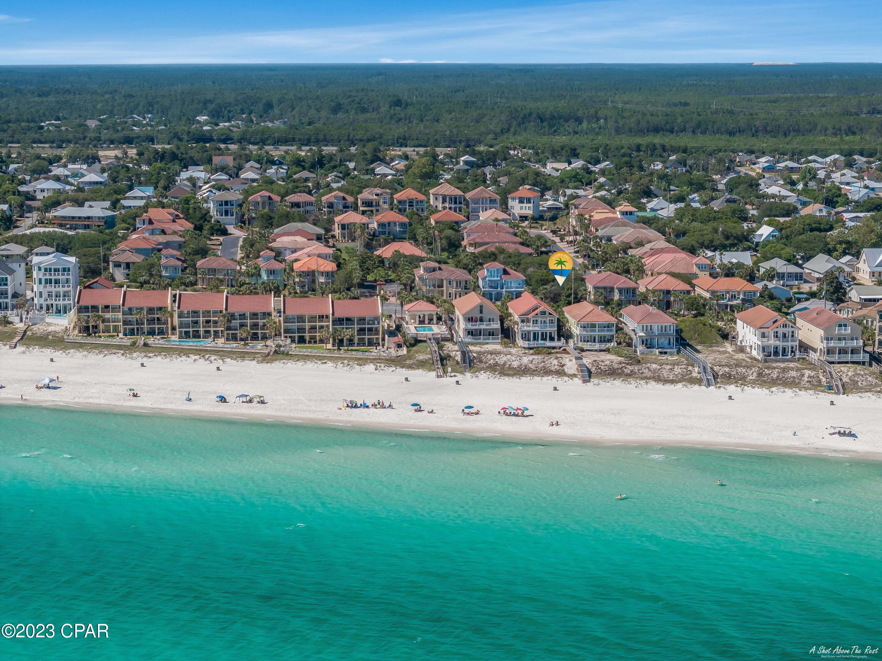 La Valencia Beach Resort - Land