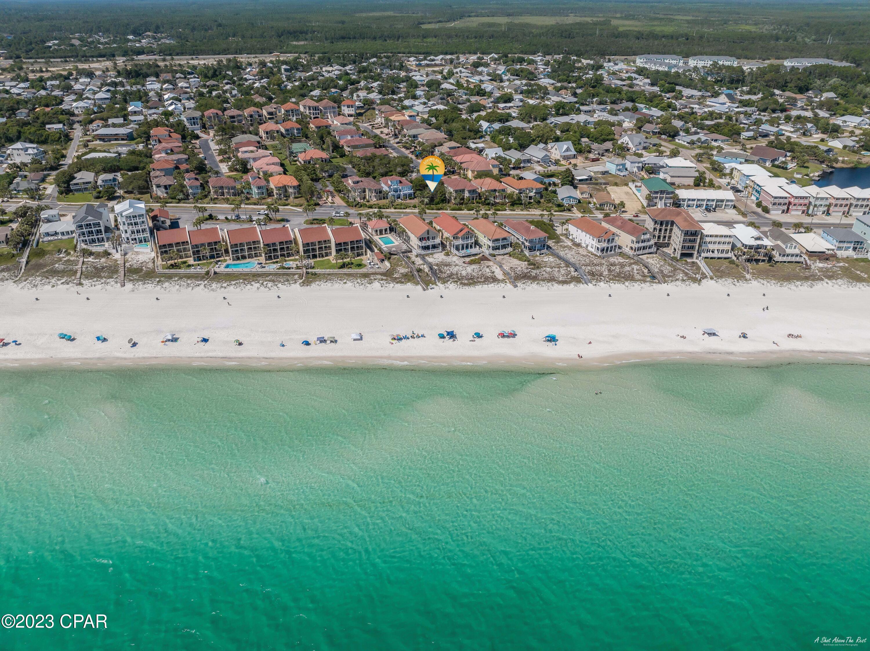 La Valencia Beach Resort - Land