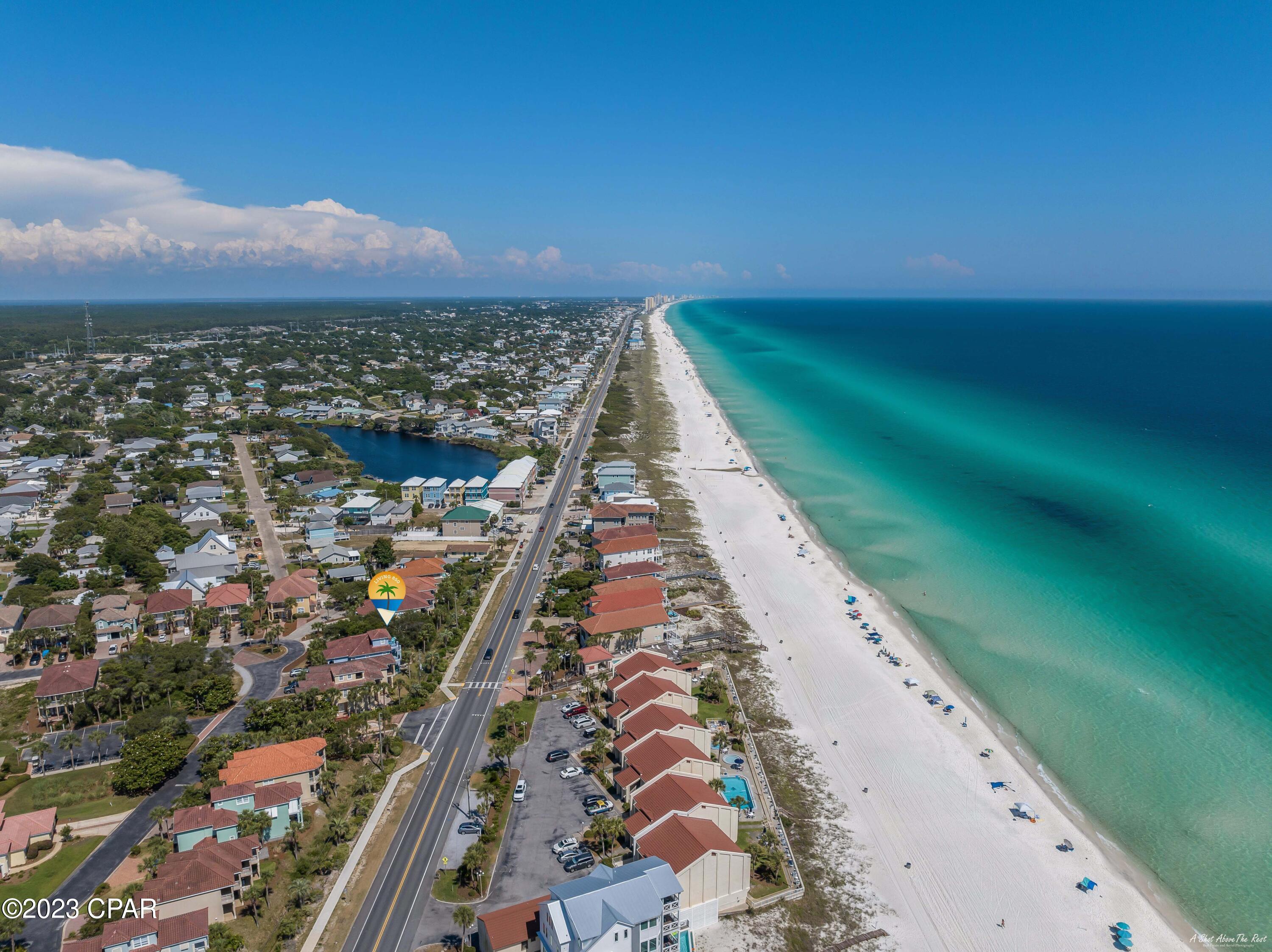 La Valencia Beach Resort - Land