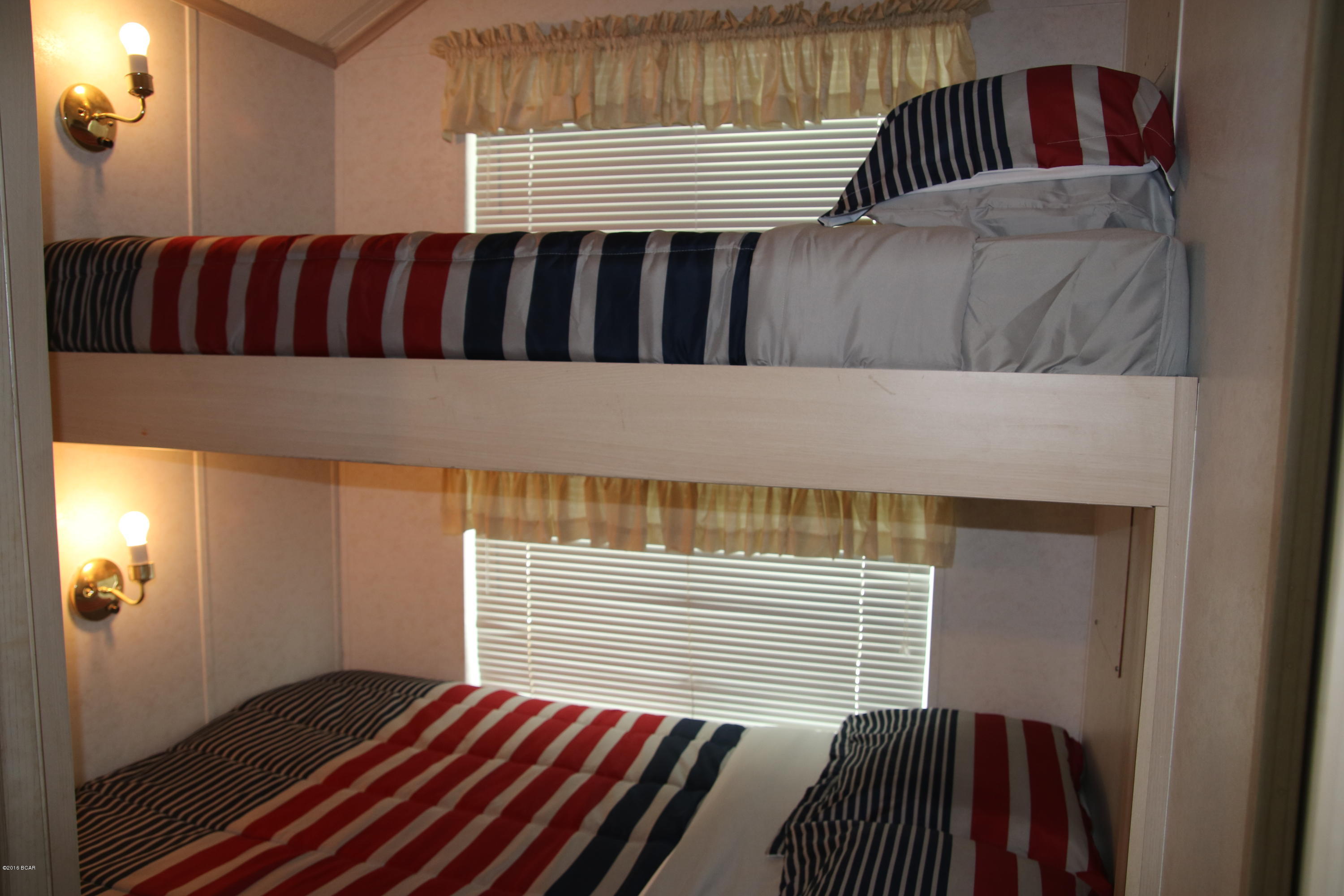 Emerald Pointe Resort - Residential