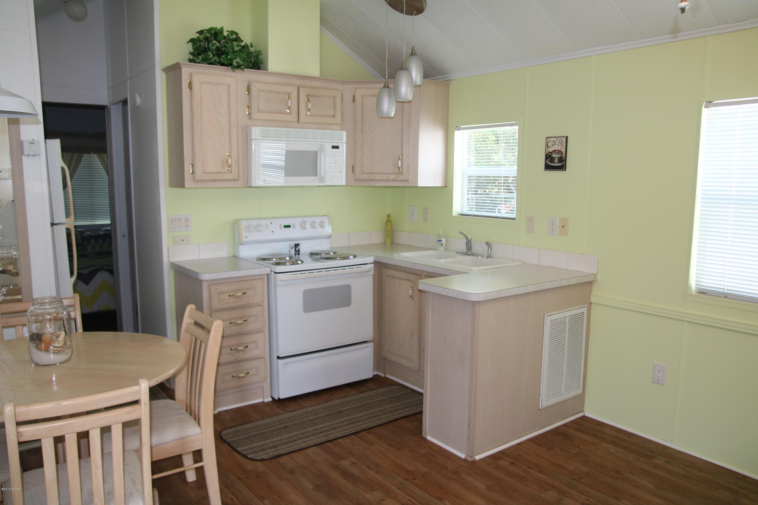 Emerald Pointe Resort - Residential