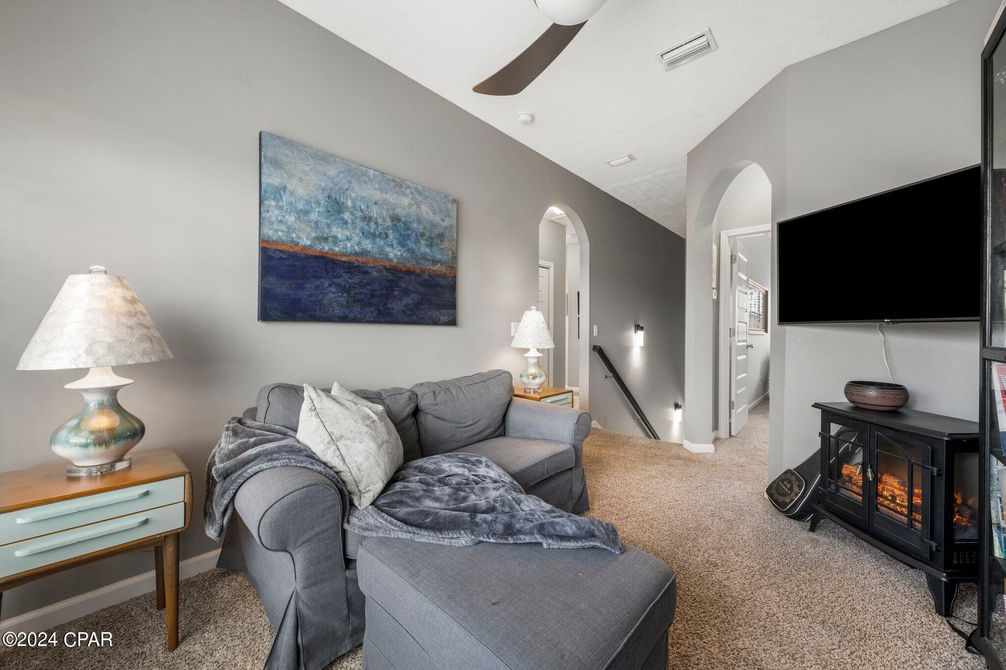 The Pines Of Lynn Haven - Residential