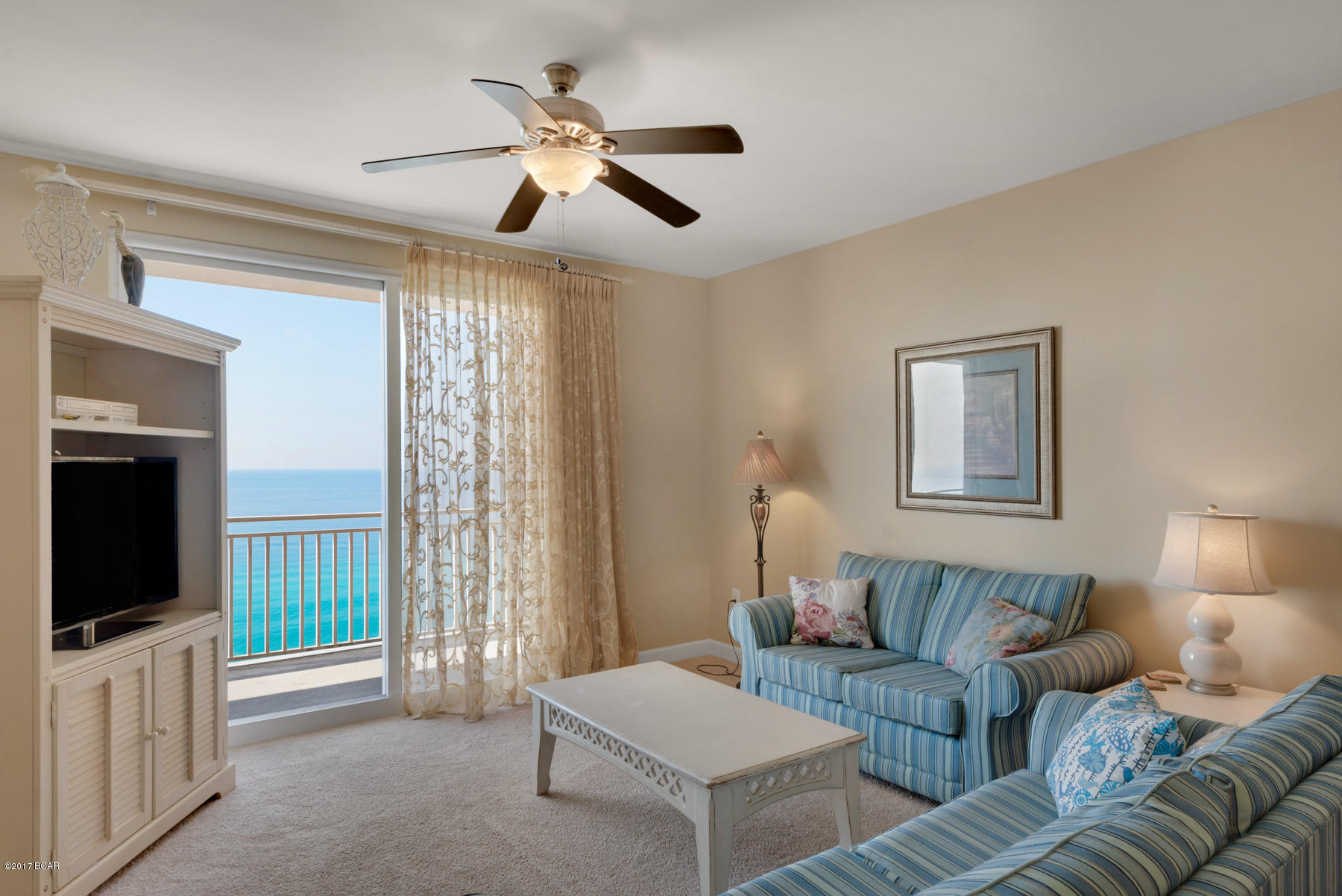 Splash Condo - Residential