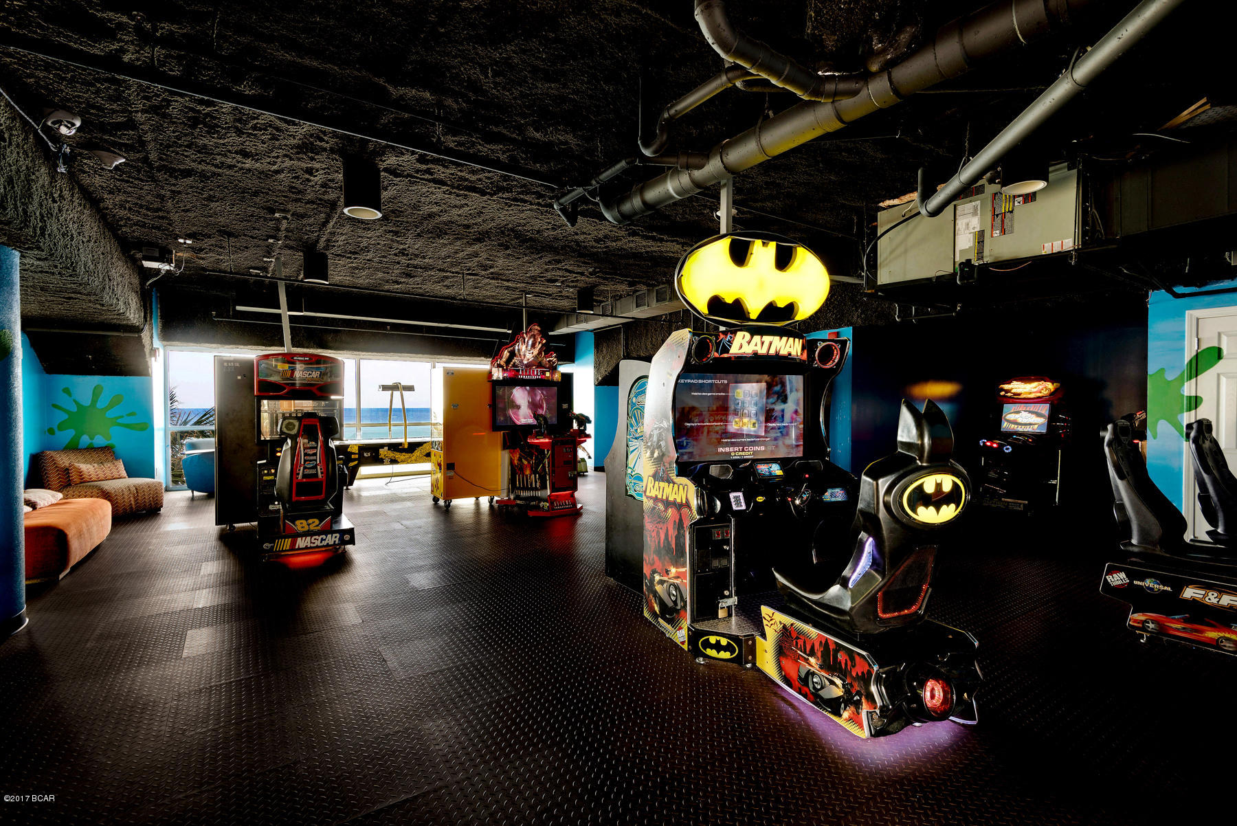 Splash Condo - Residential