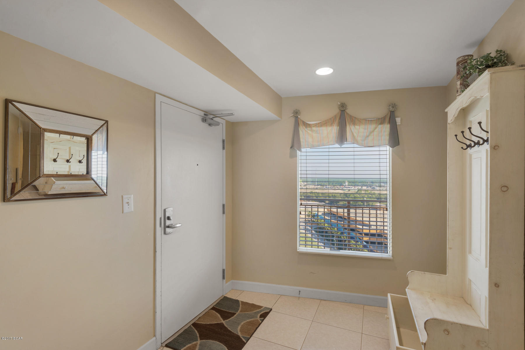 Splash Condo - Residential