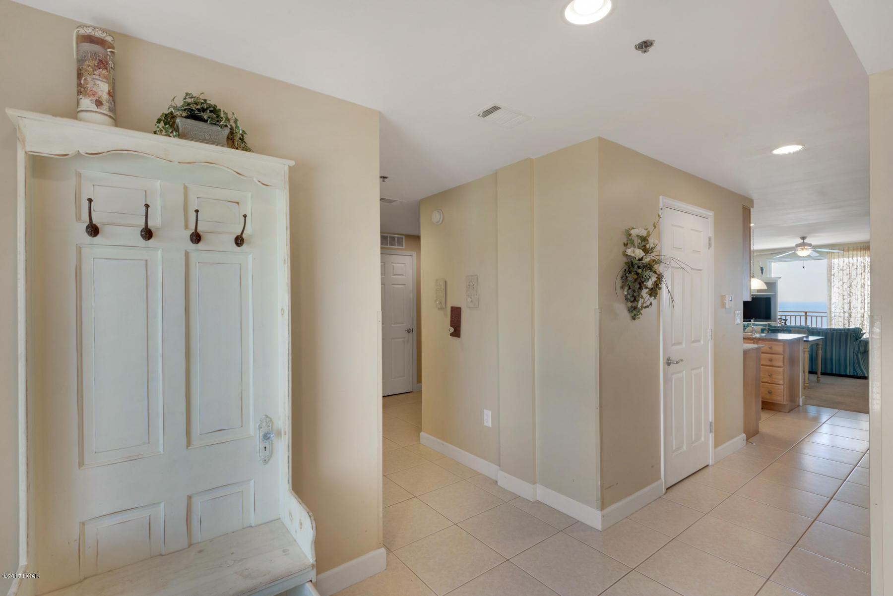 Splash Condo - Residential