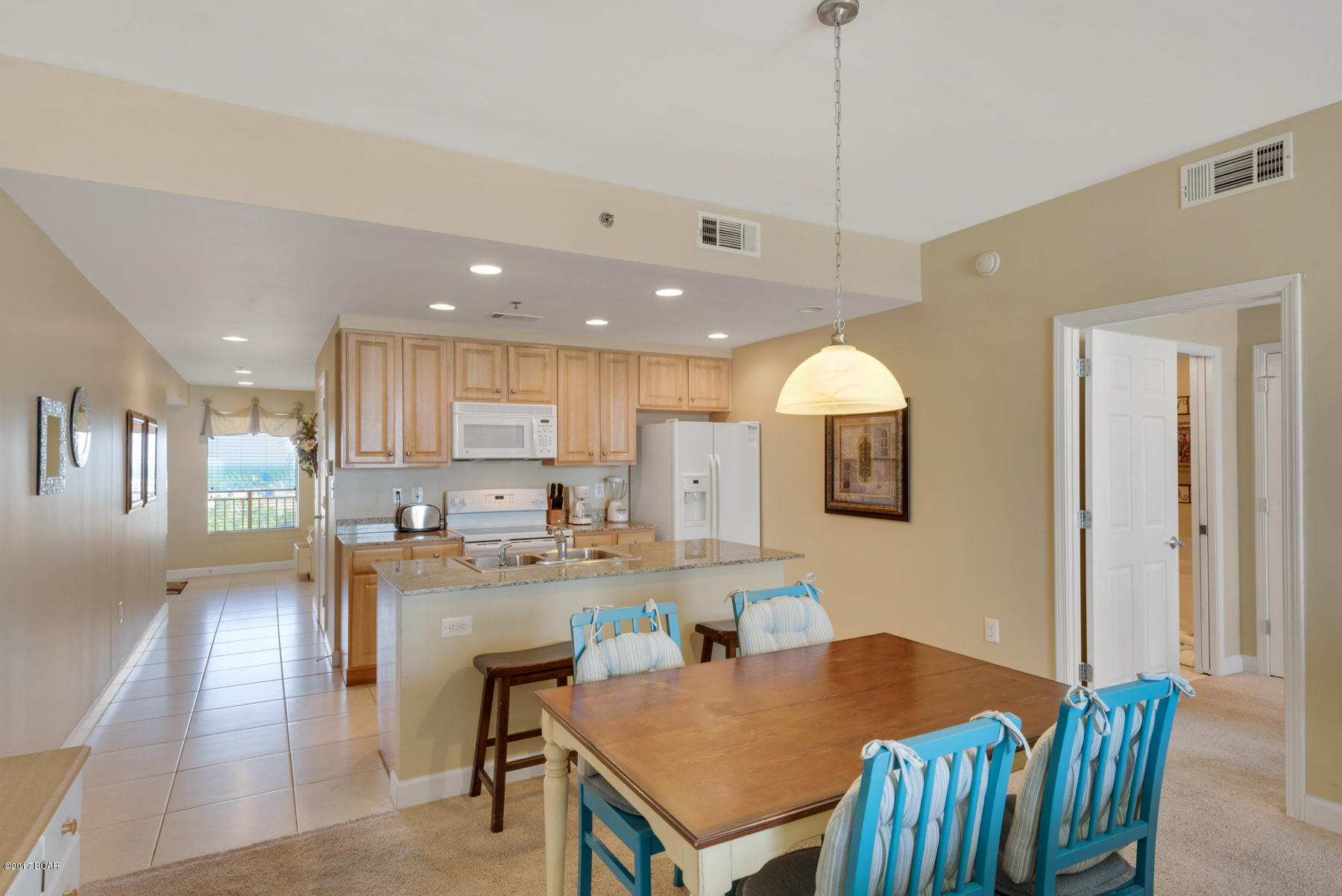 Splash Condo - Residential