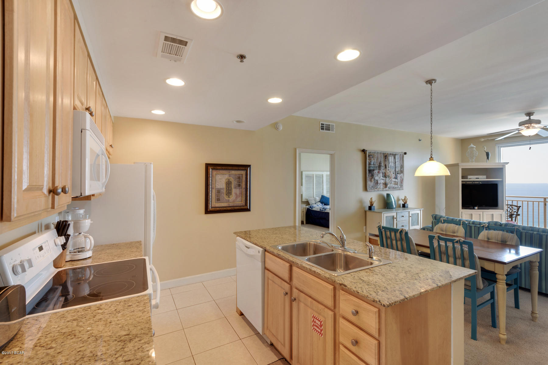 Splash Condo - Residential