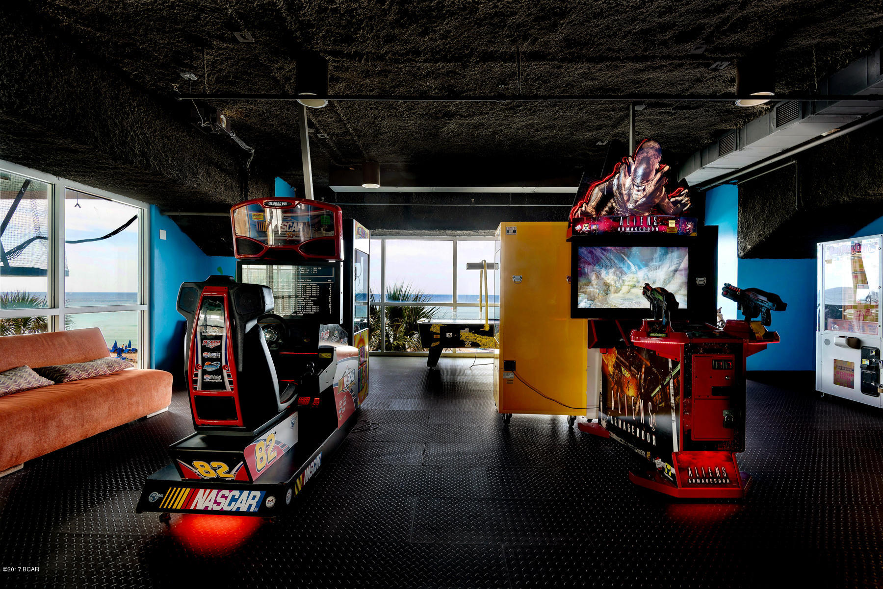 Splash Condo - Residential