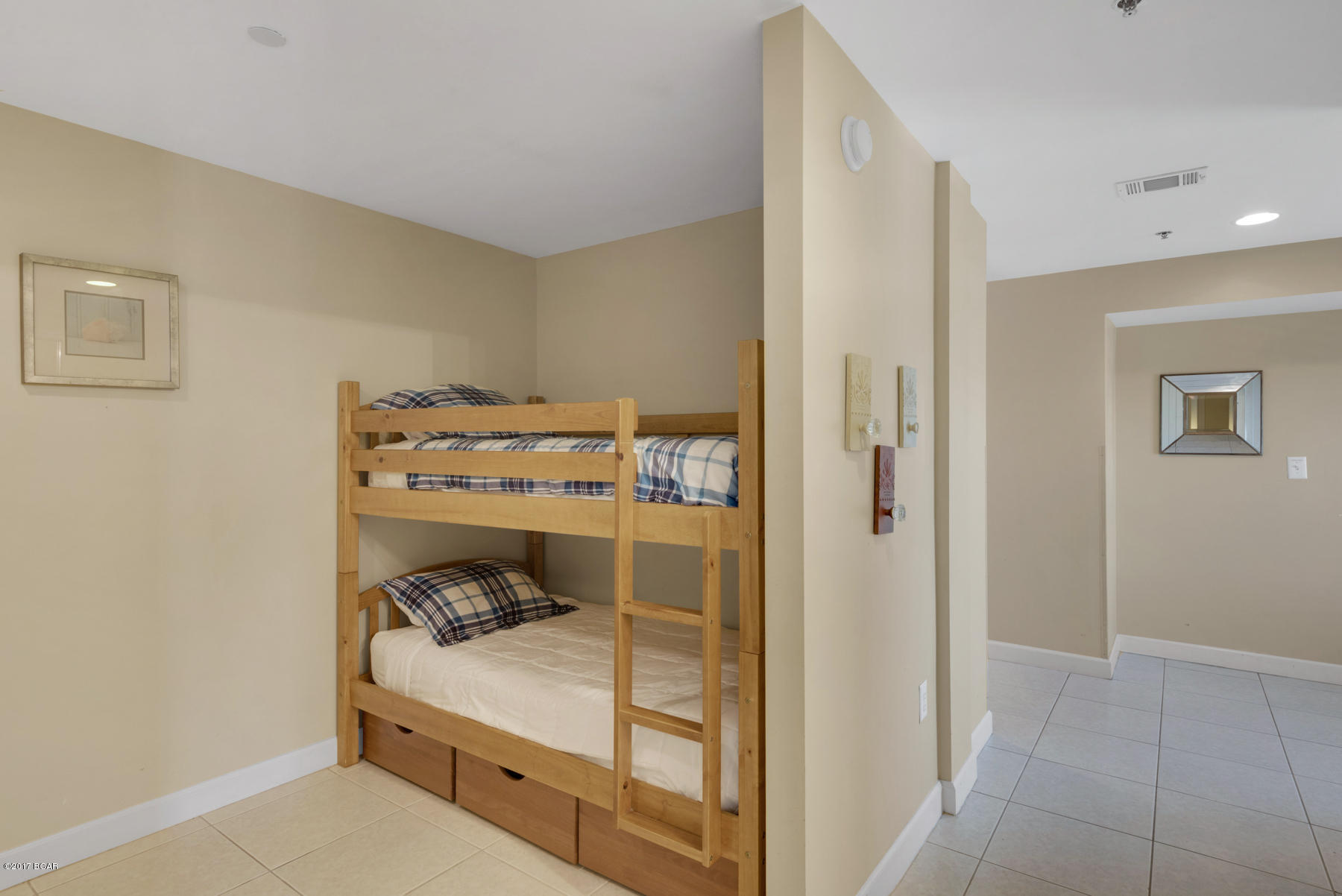 Splash Condo - Residential