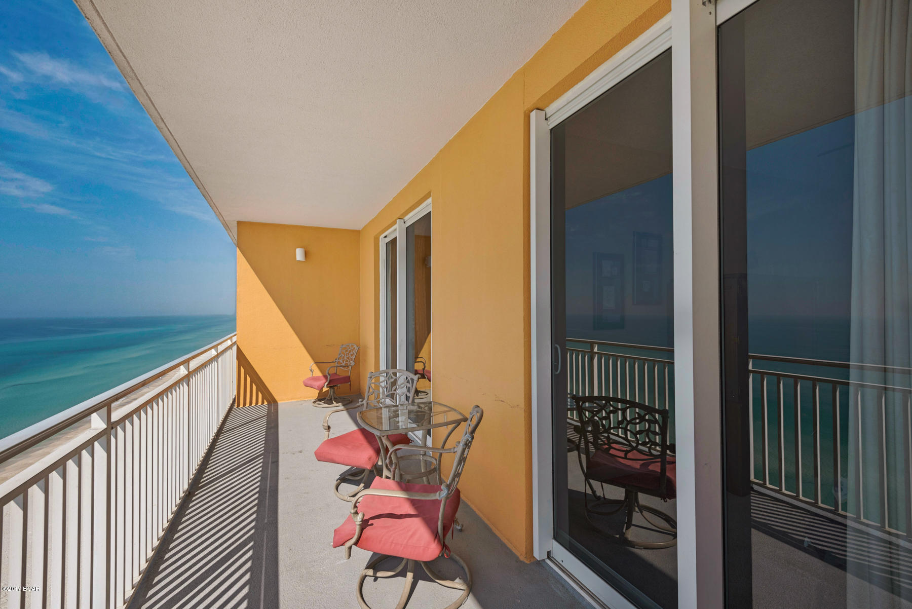 Splash Condo - Residential