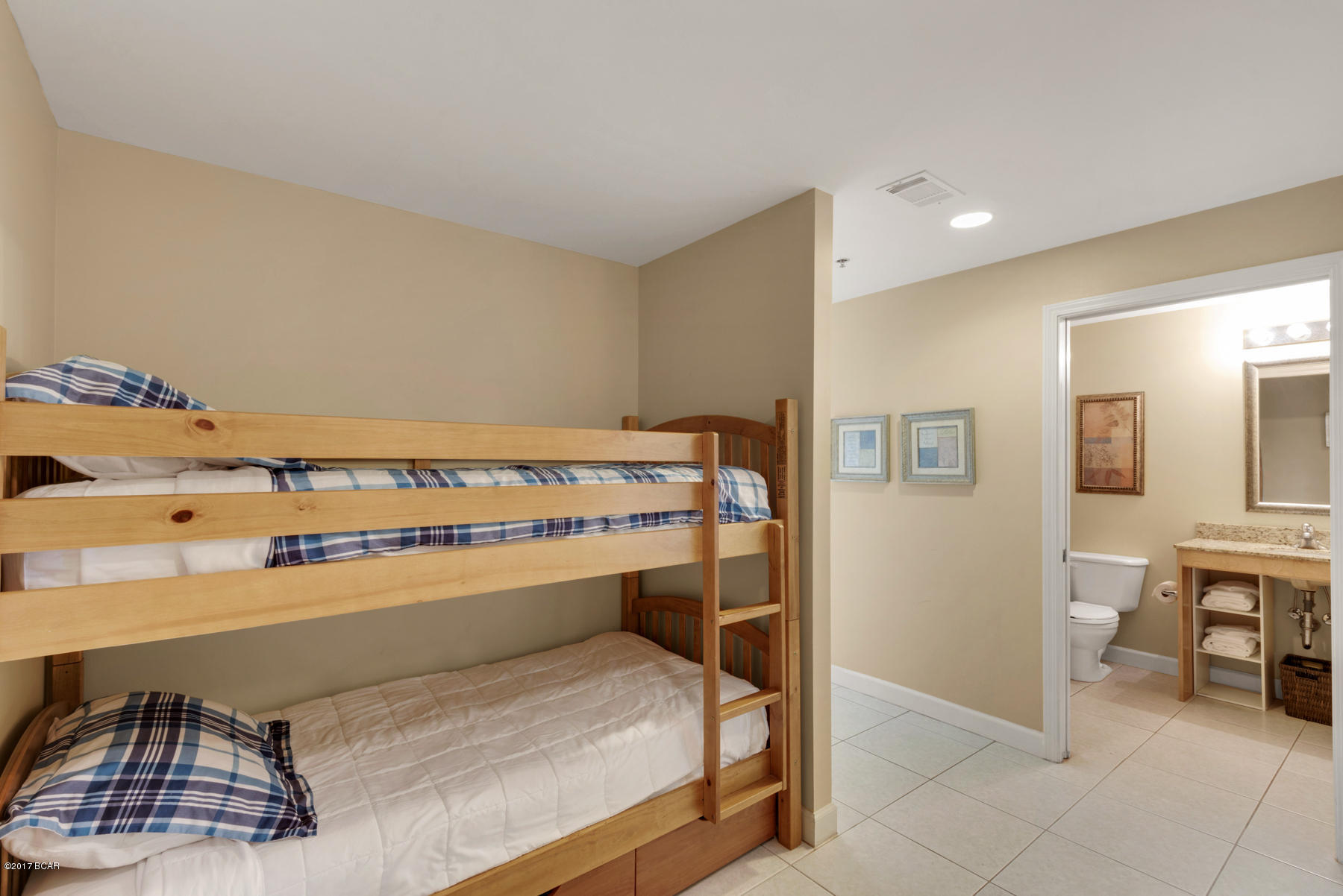 Splash Condo - Residential