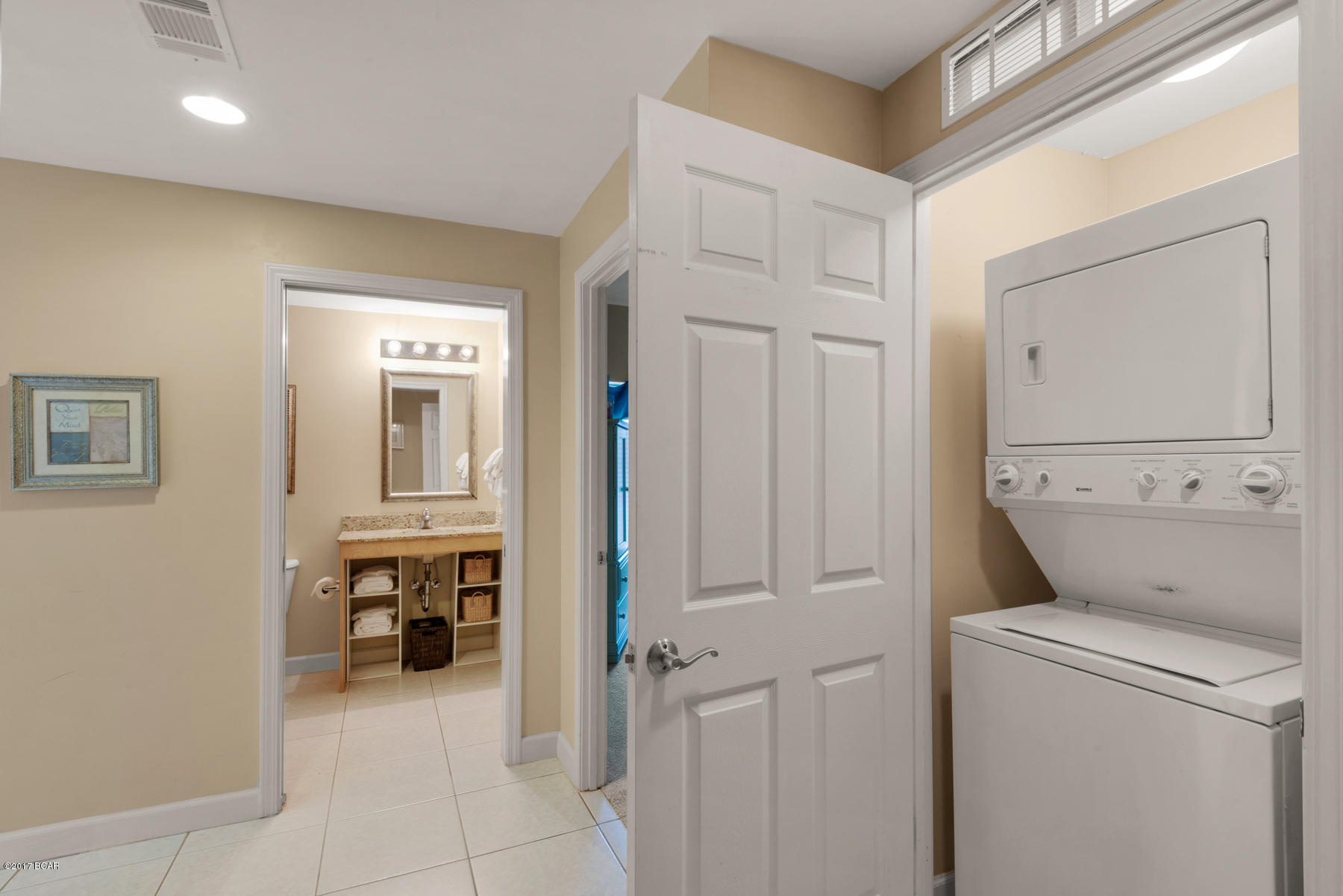 Splash Condo - Residential