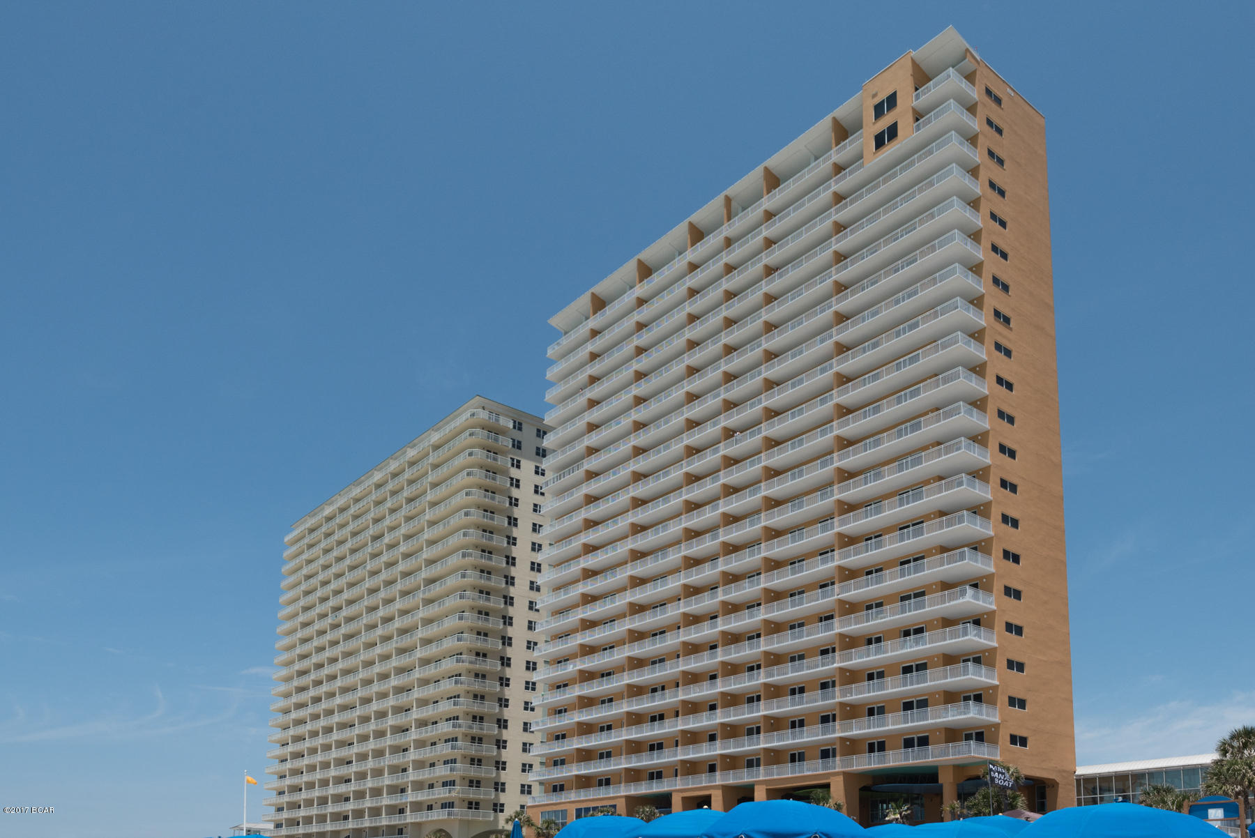 Splash Condo - Residential