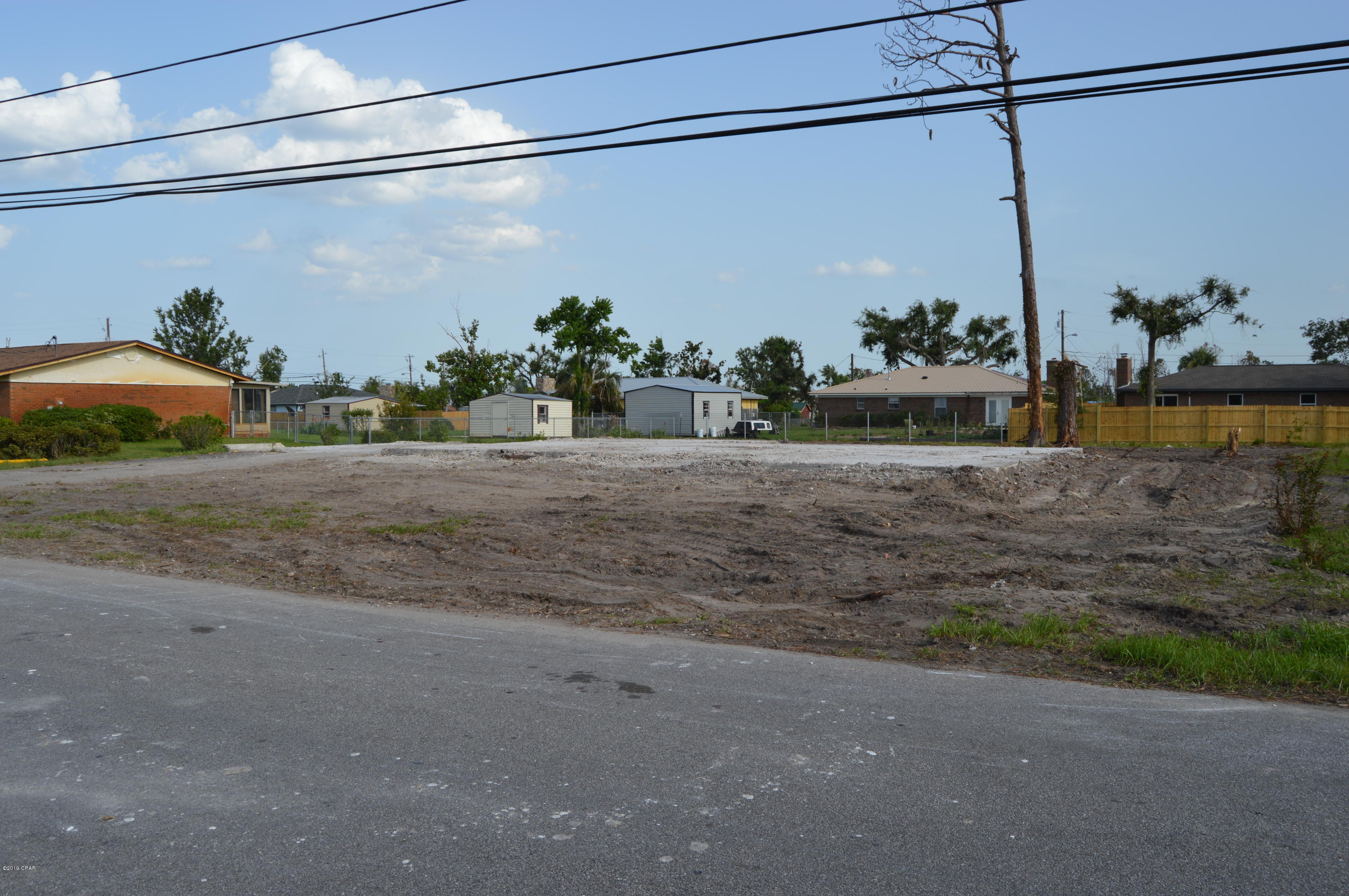 [No Recorded Subdiv] - Land