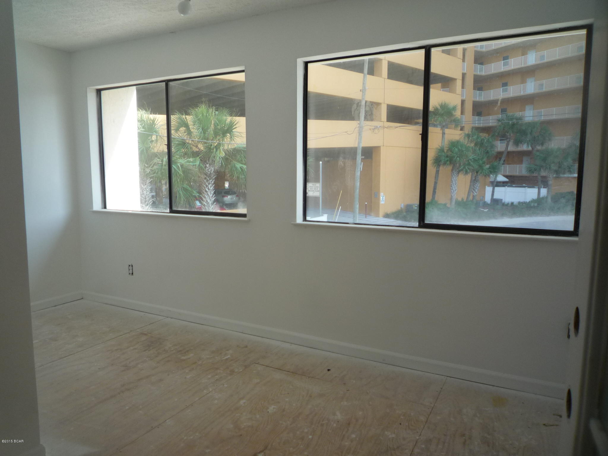 Sand Drift Townhouses - Residential