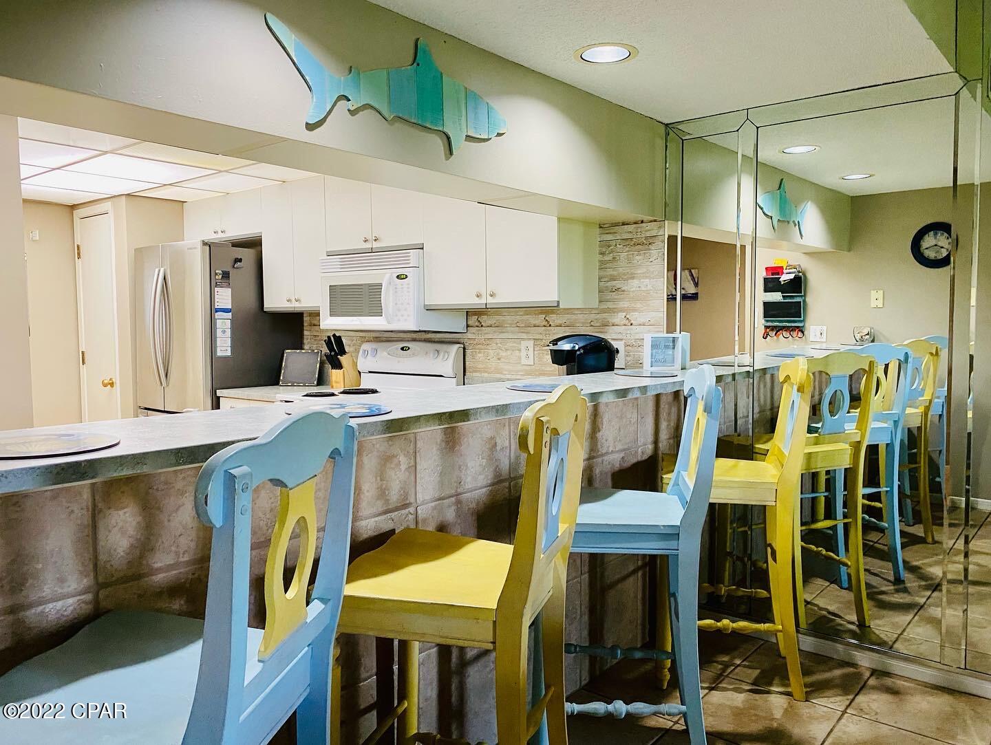 River Oaks Tennis Villas - Residential