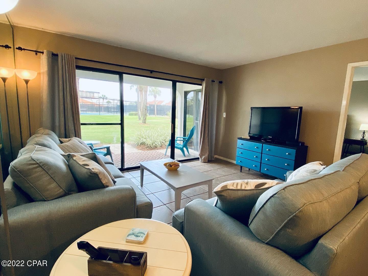 River Oaks Tennis Villas - Residential