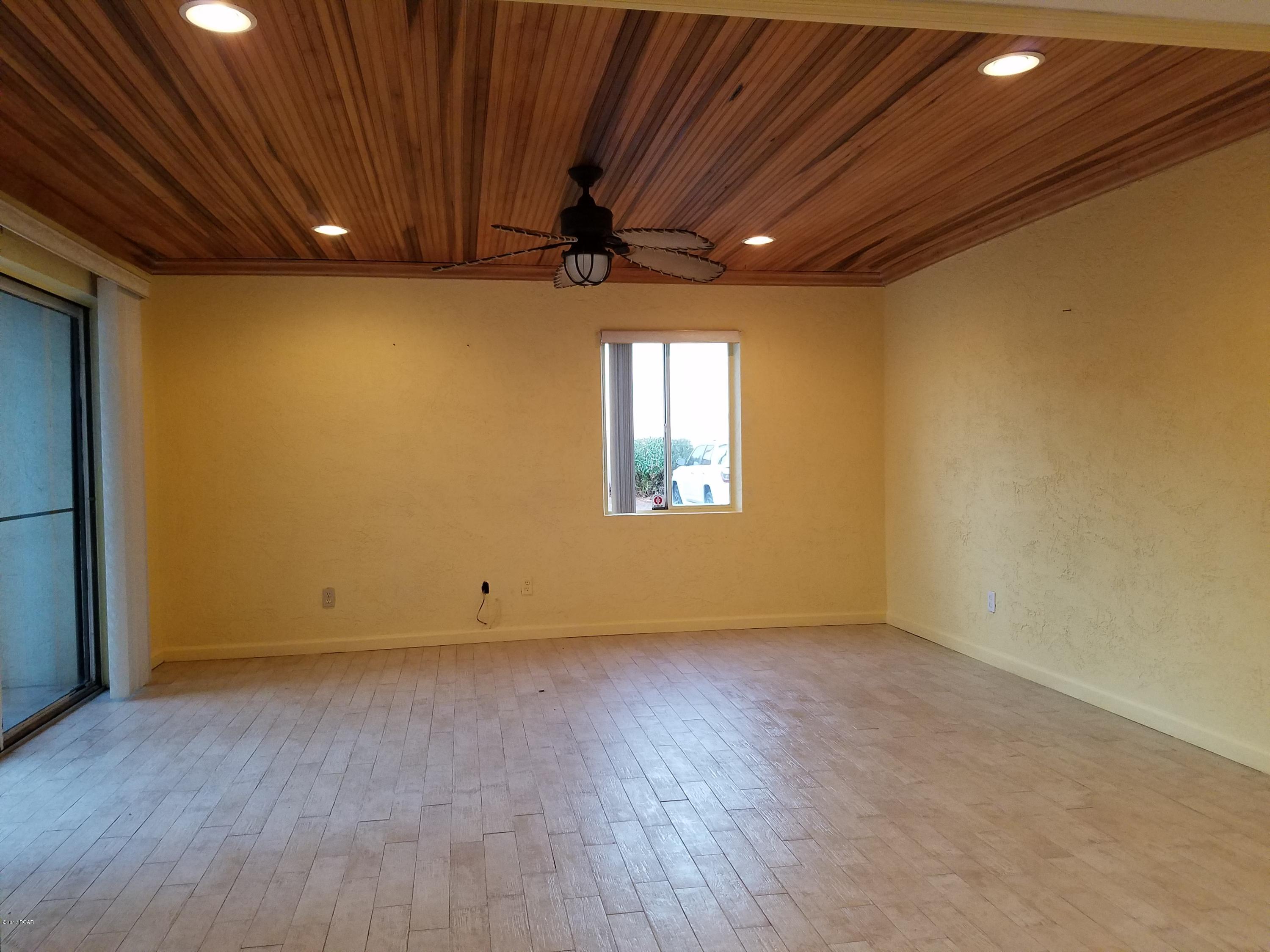 Palisades Condo Ph 1 - Residential Lease
