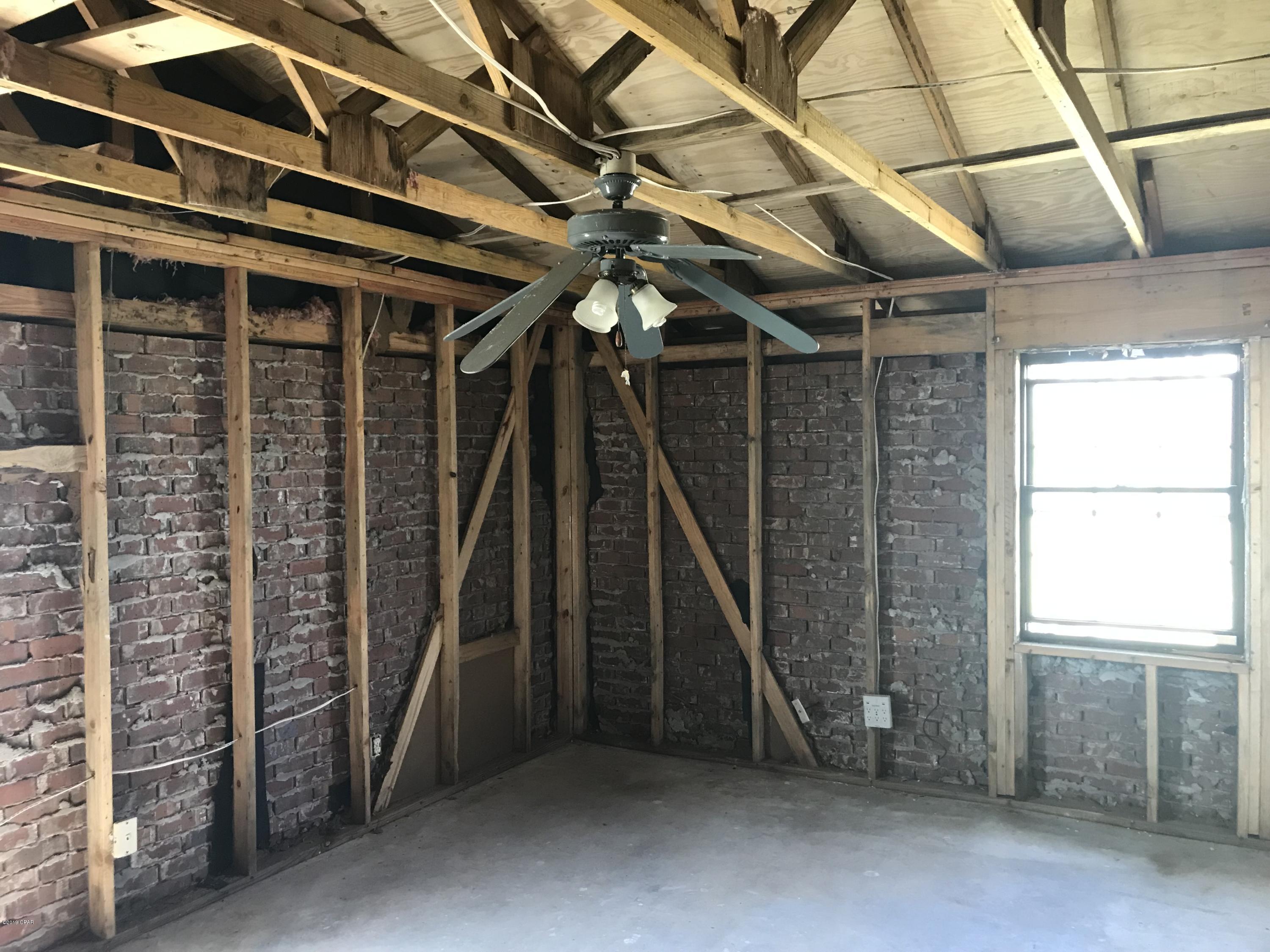 Lorraine Estates - Residential