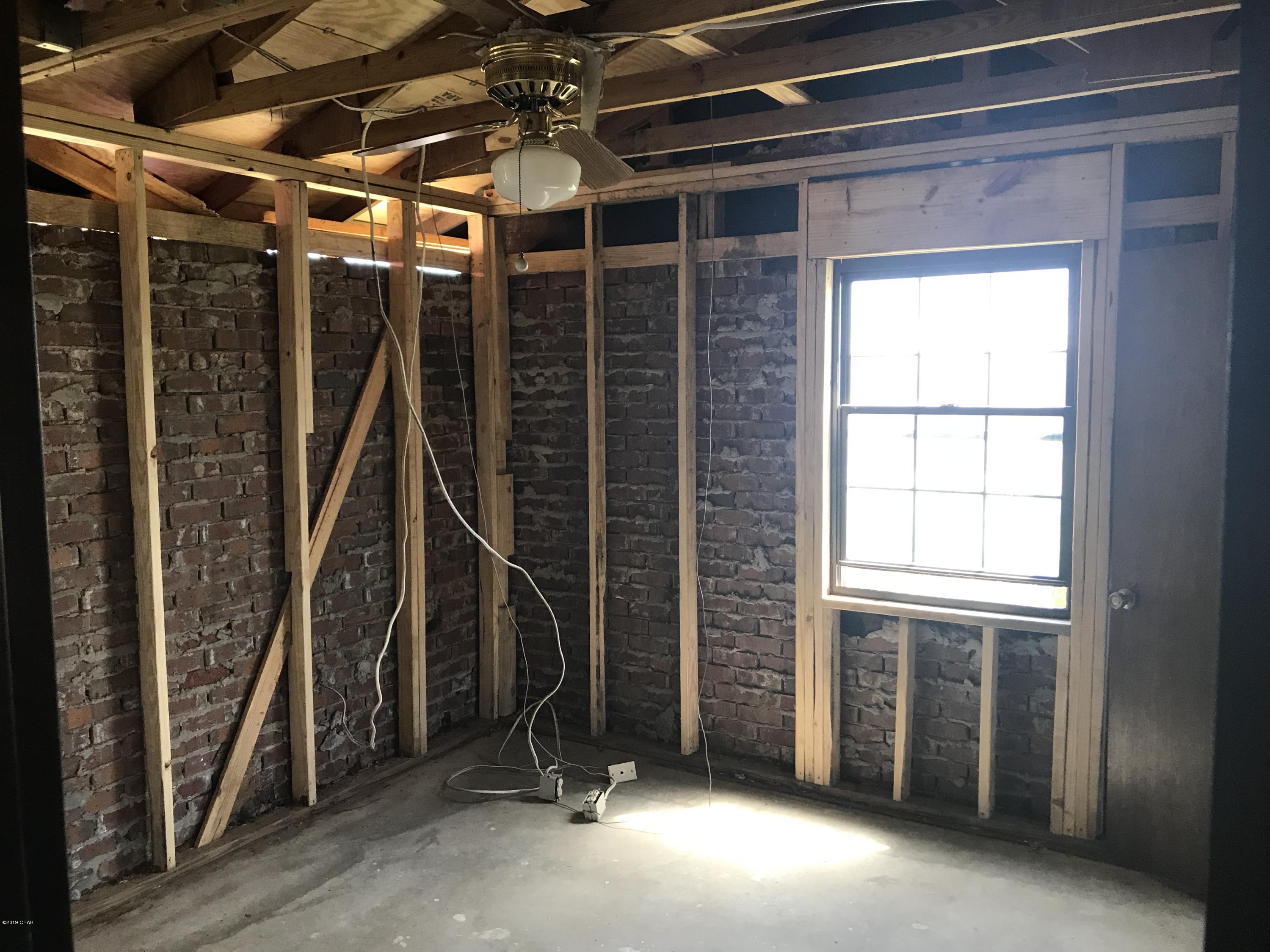 Lorraine Estates - Residential